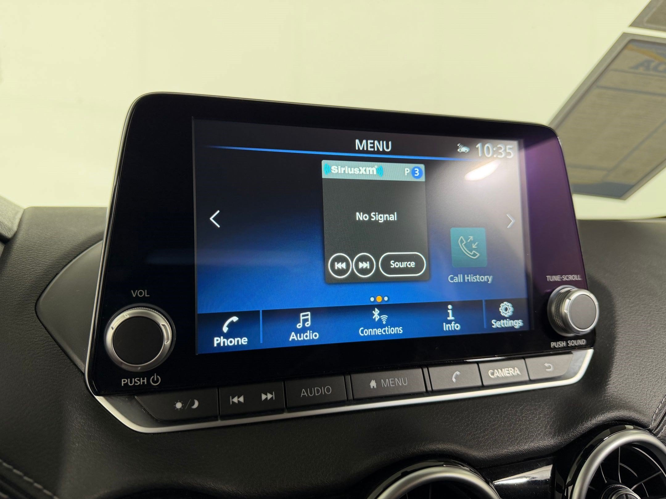 2025 Nissan Sentra SV - Photo 16