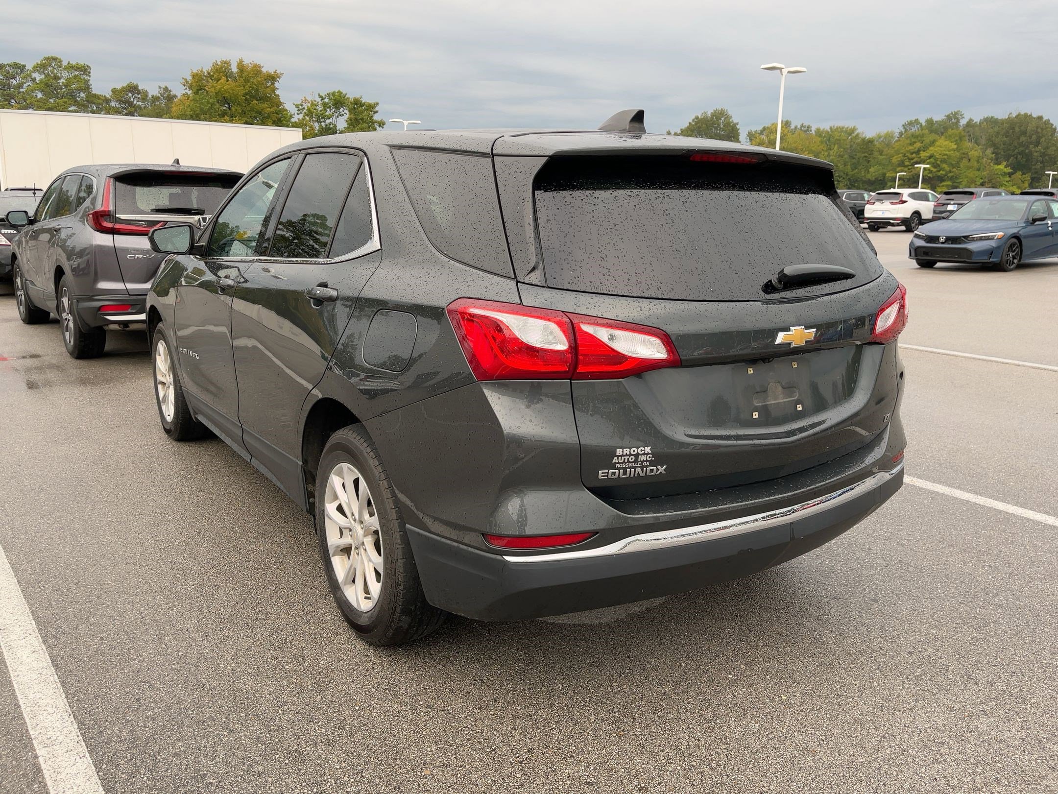 2019 Chevrolet Equinox LT photo 2