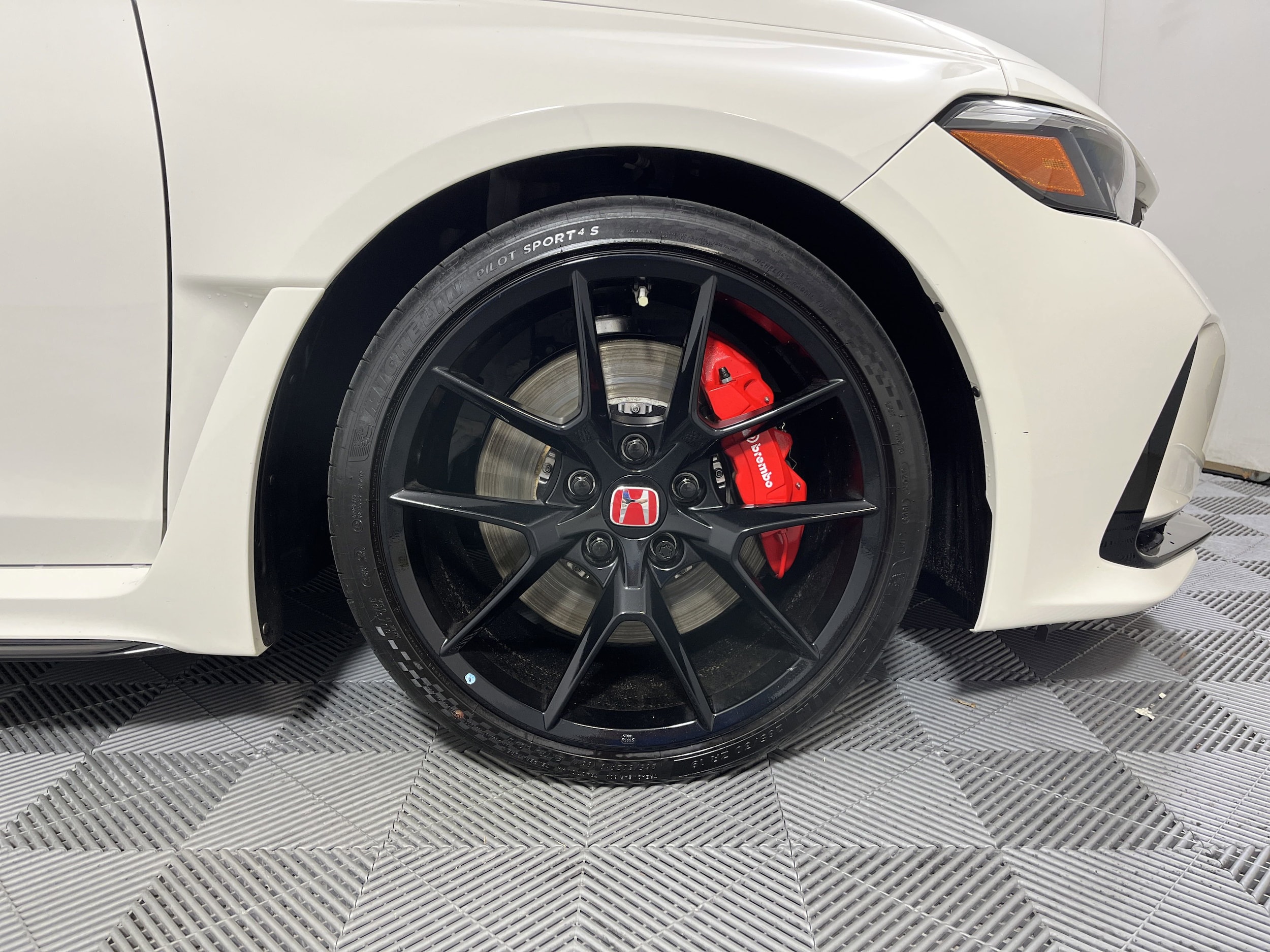 Used 2024 Honda Civic Hatchback Type-R with VIN JHMFL5G41RX001104 for sale in Chattanooga, TN