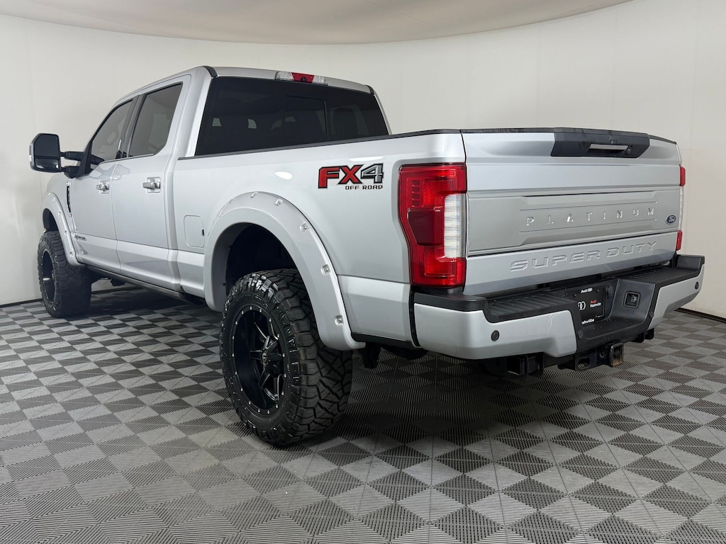 Used 2018 Ford F-250 Platinum Truck Crew Cab