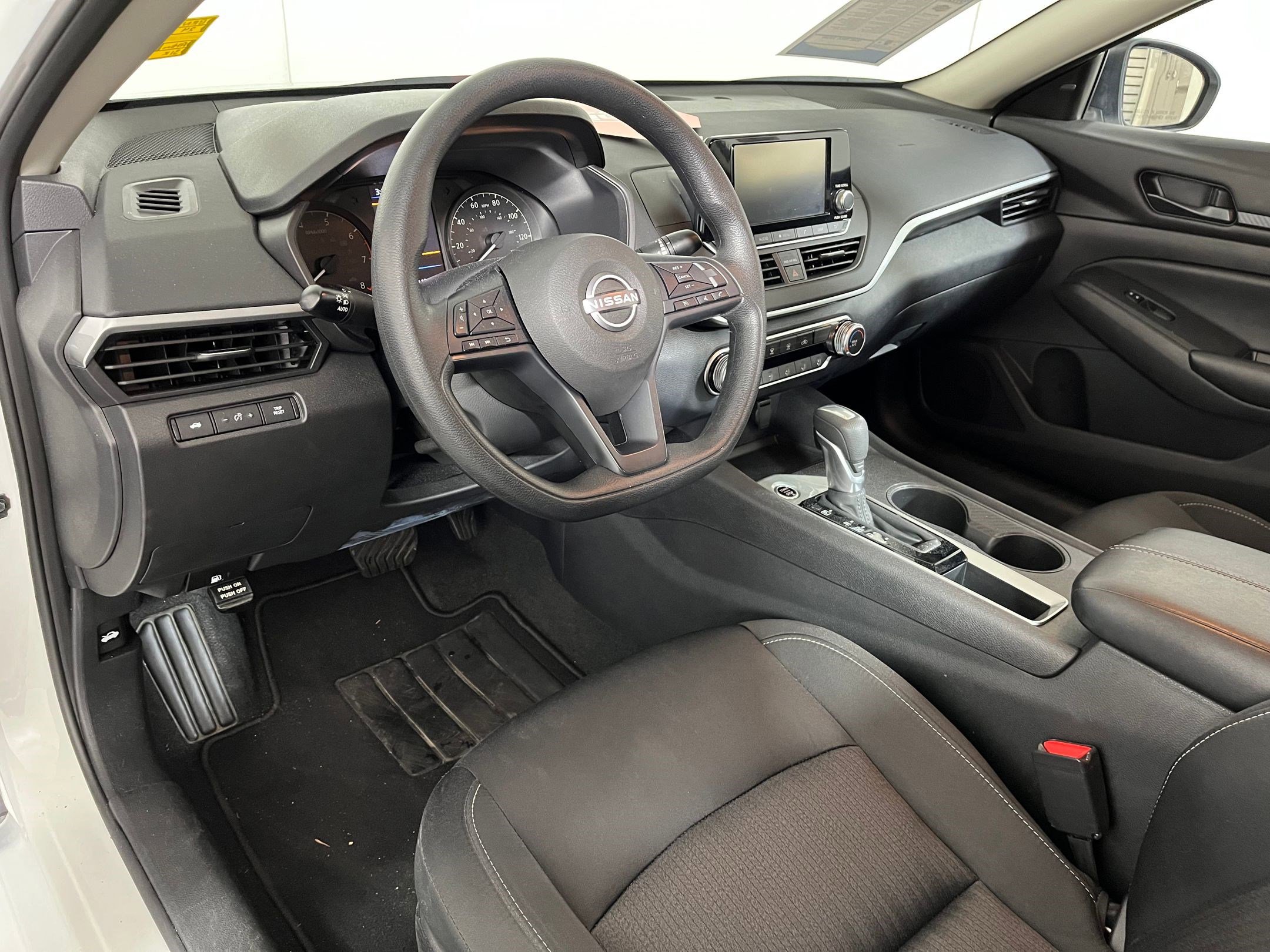 2024 Nissan Altima 2.5 S photo 3