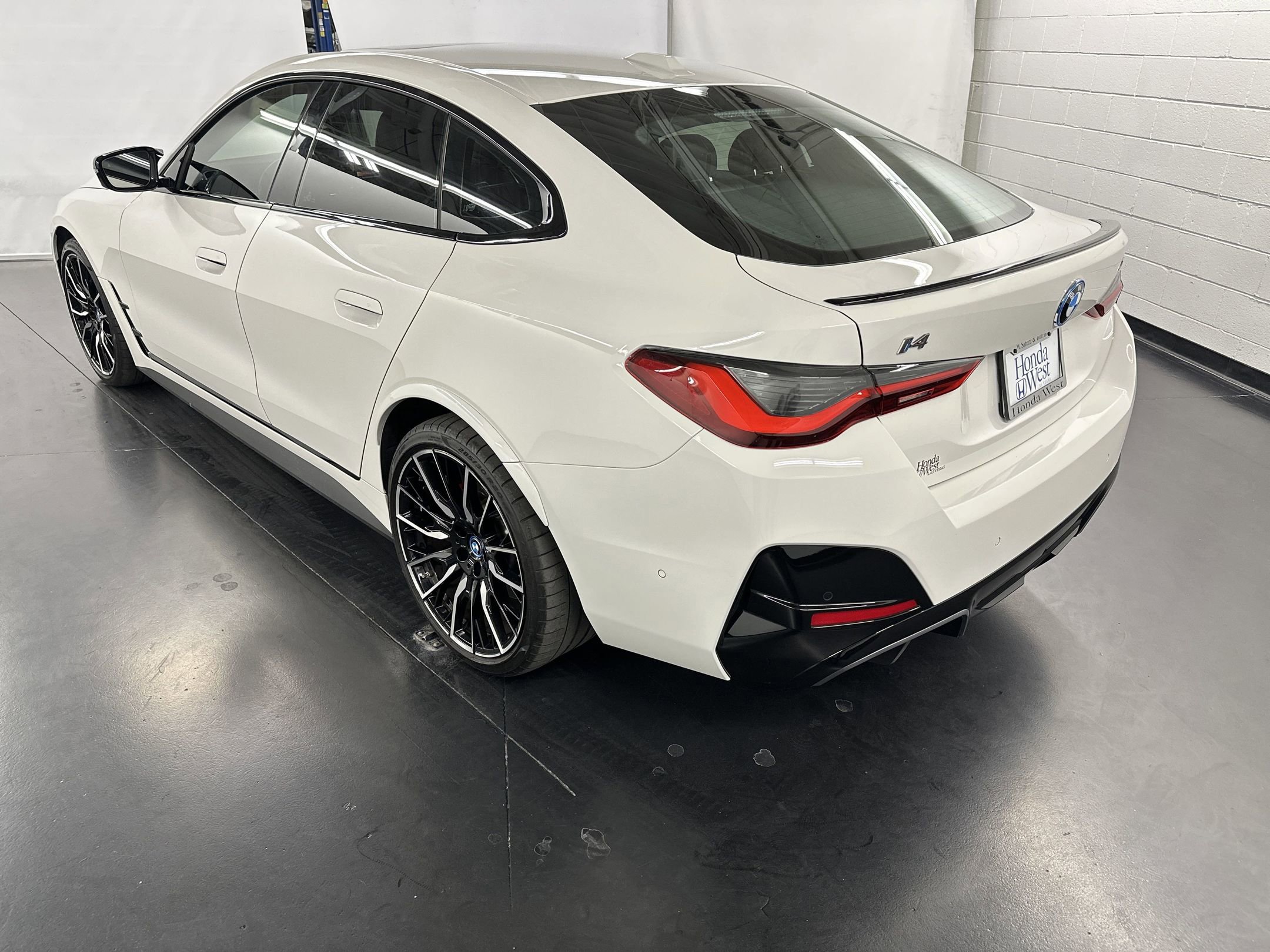 2023 Bmw i4 M50 photo 3