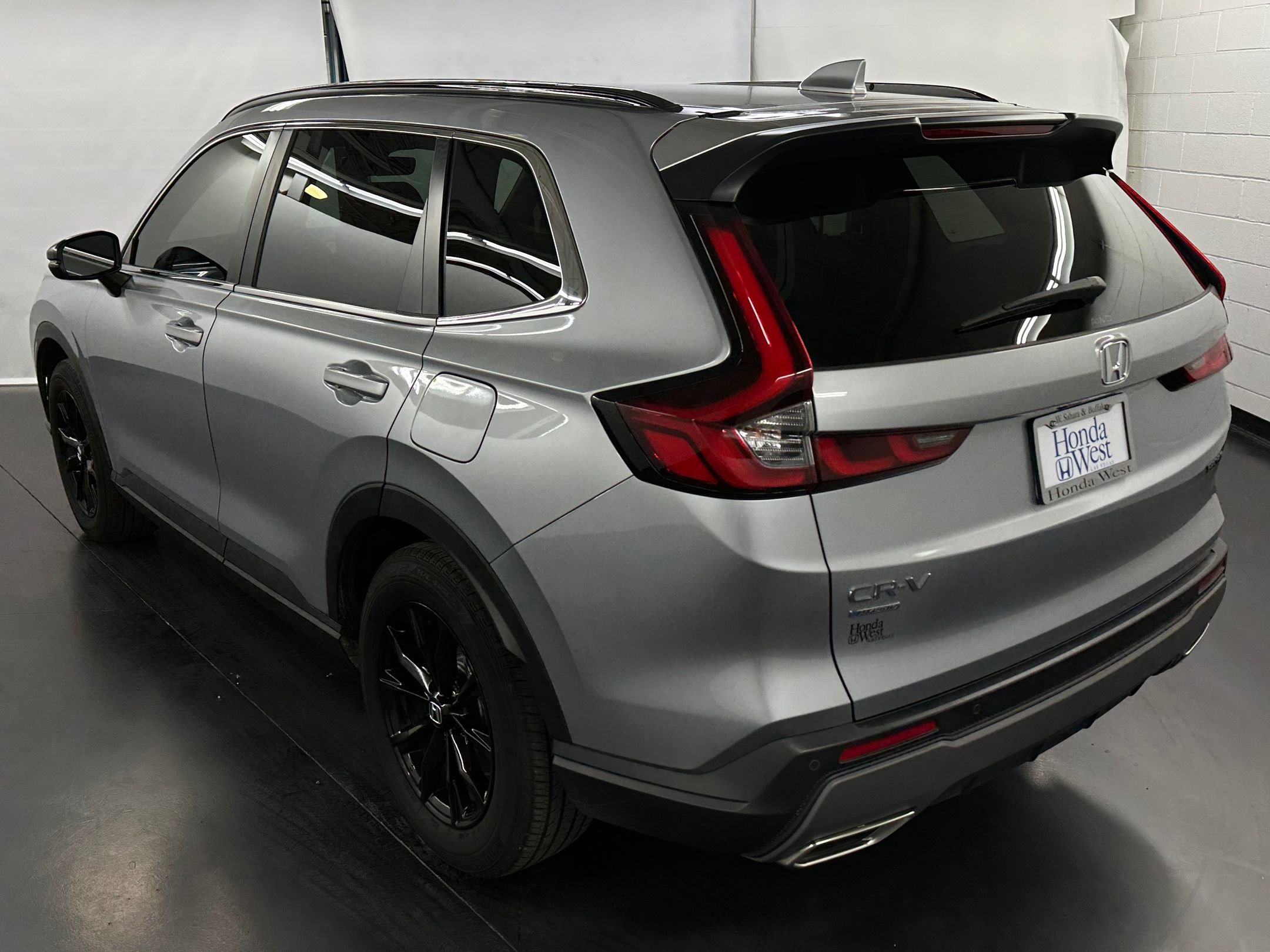 2024 Honda CR-V Hybrid Sport-L photo 3