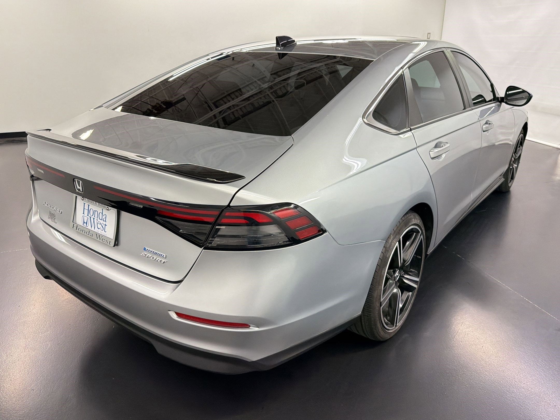 2024 Honda Accord Hybrid Sport - Photo 9