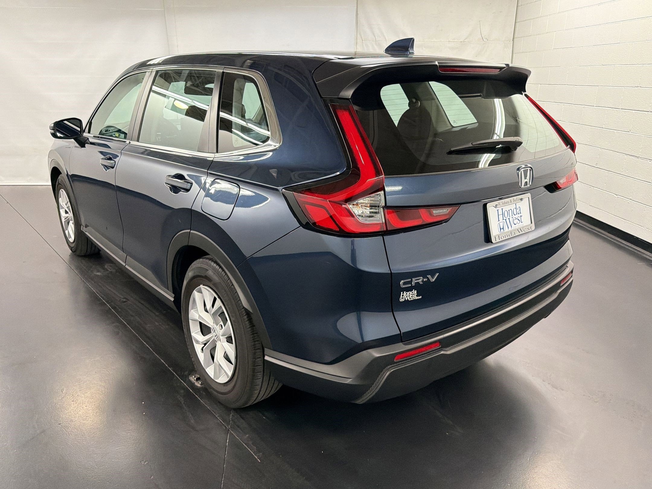 2024 Honda CR-V LX photo 2