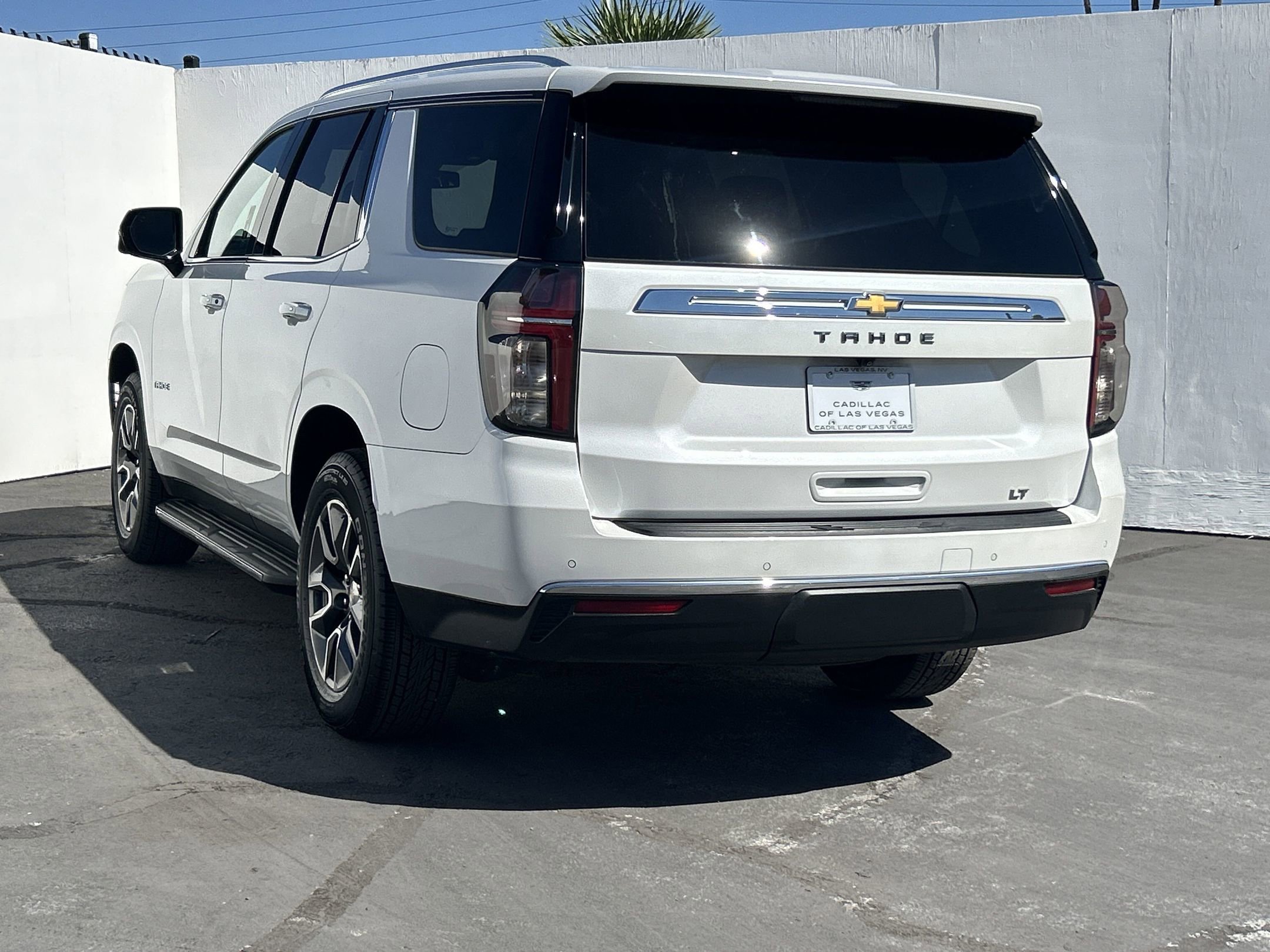 2022 Chevrolet Tahoe LT photo 3