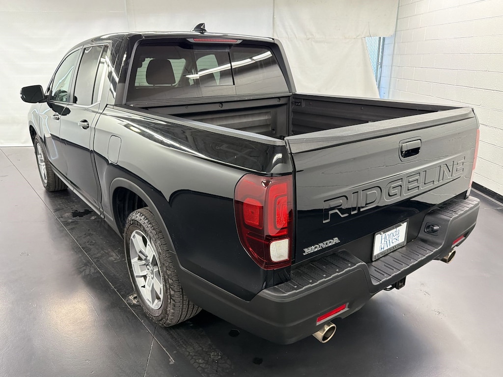 Used 2025 Honda Ridgeline RTL Truck Crew Cab
