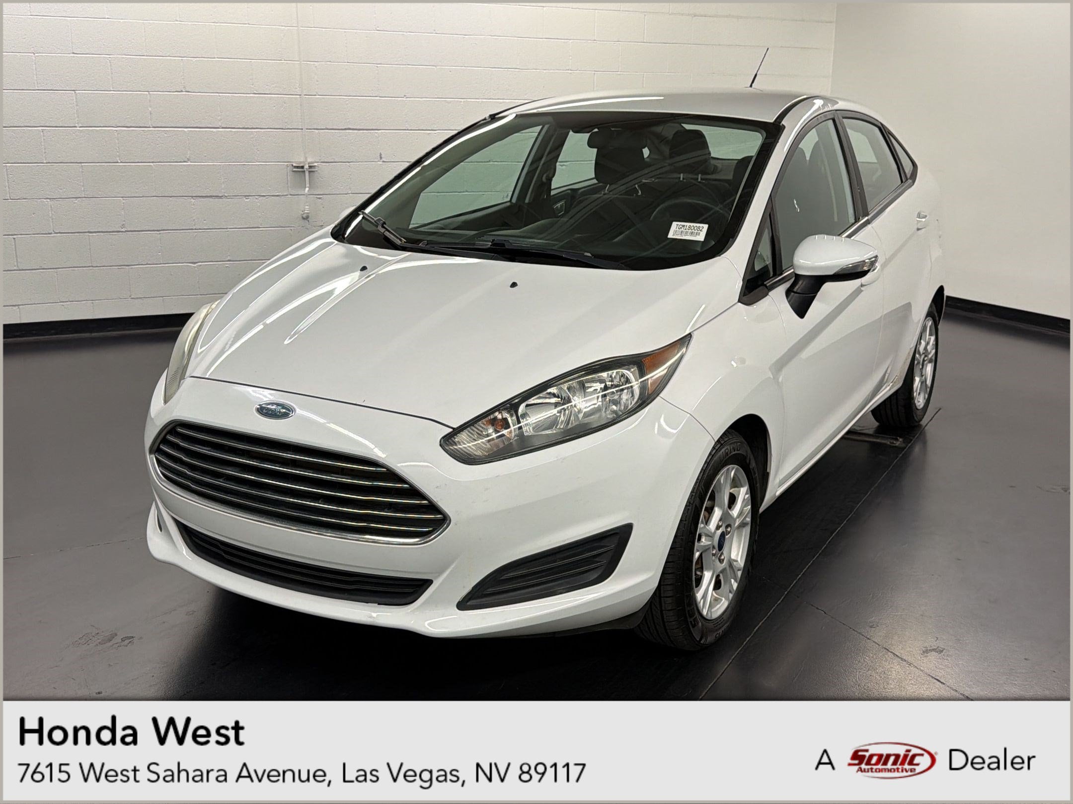 2016 Ford Fiesta SE Sedan's photo