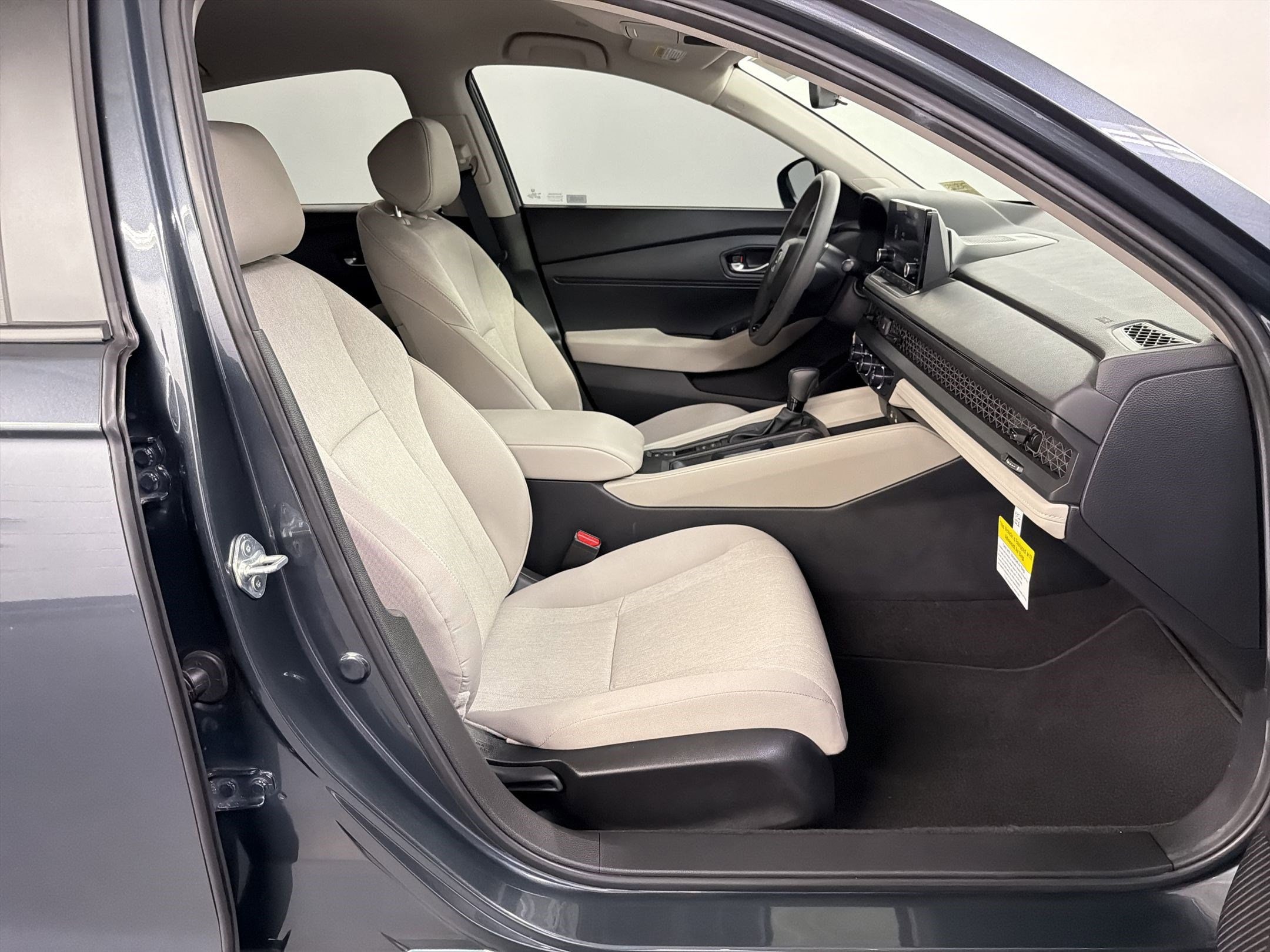2024 Honda Accord LX - Photo 29