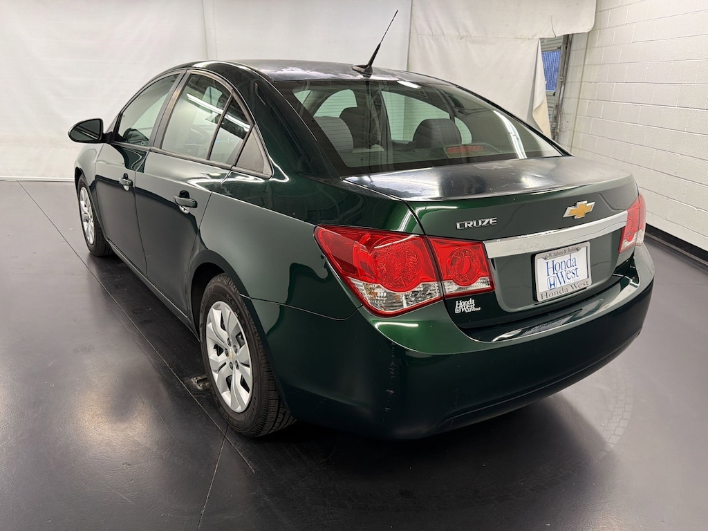 Used 2014 Chevrolet Cruze LS Sedan