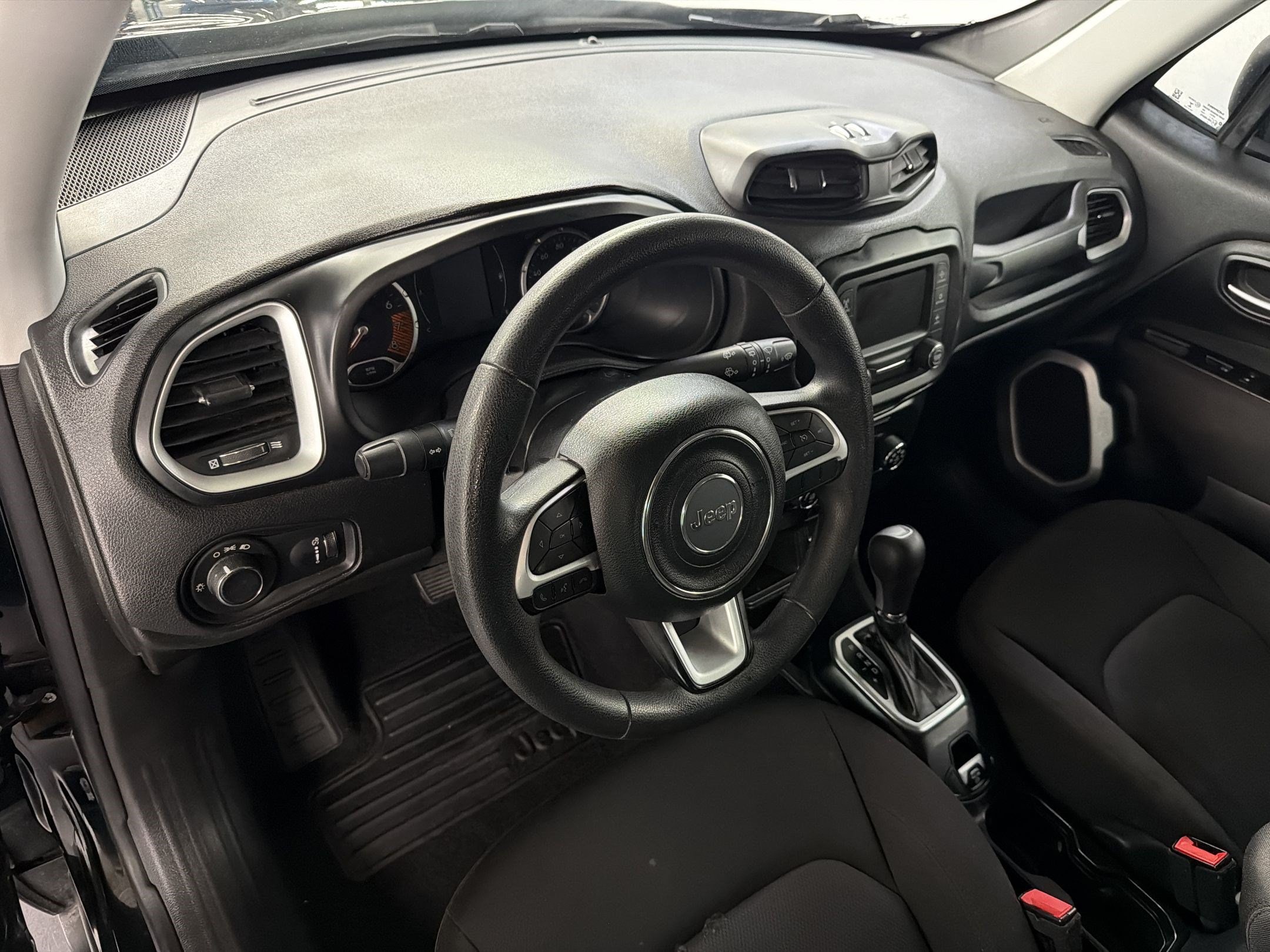 Renegade Sport SUV