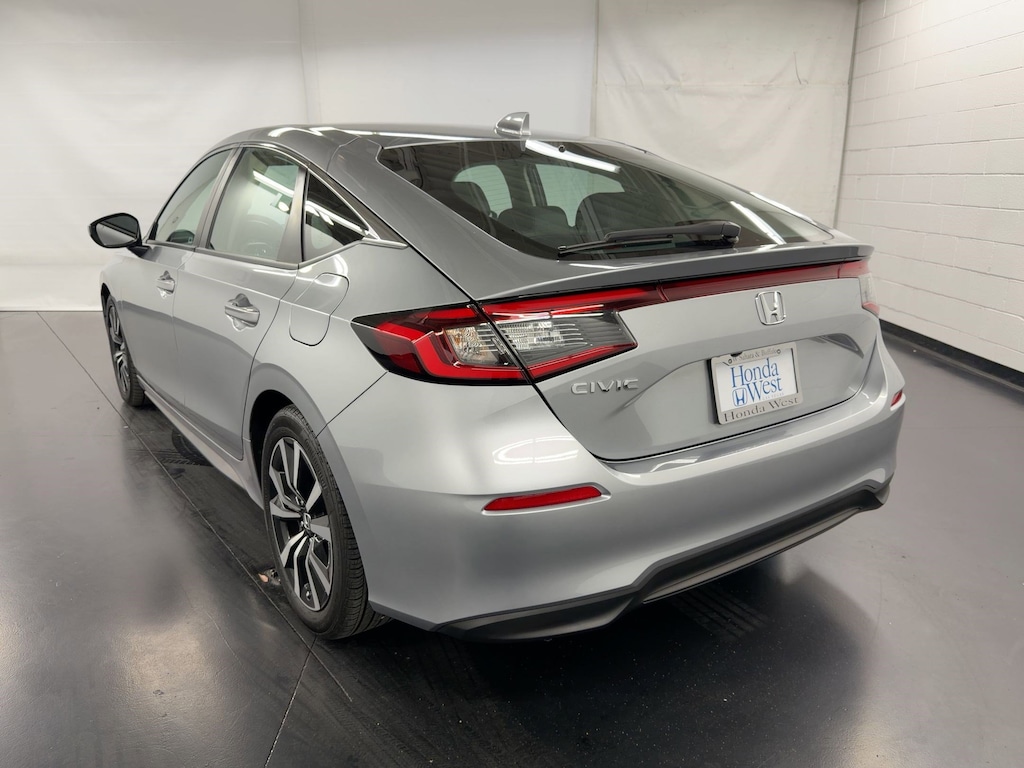 Used 2024 Honda Civic EX-L Hatchback