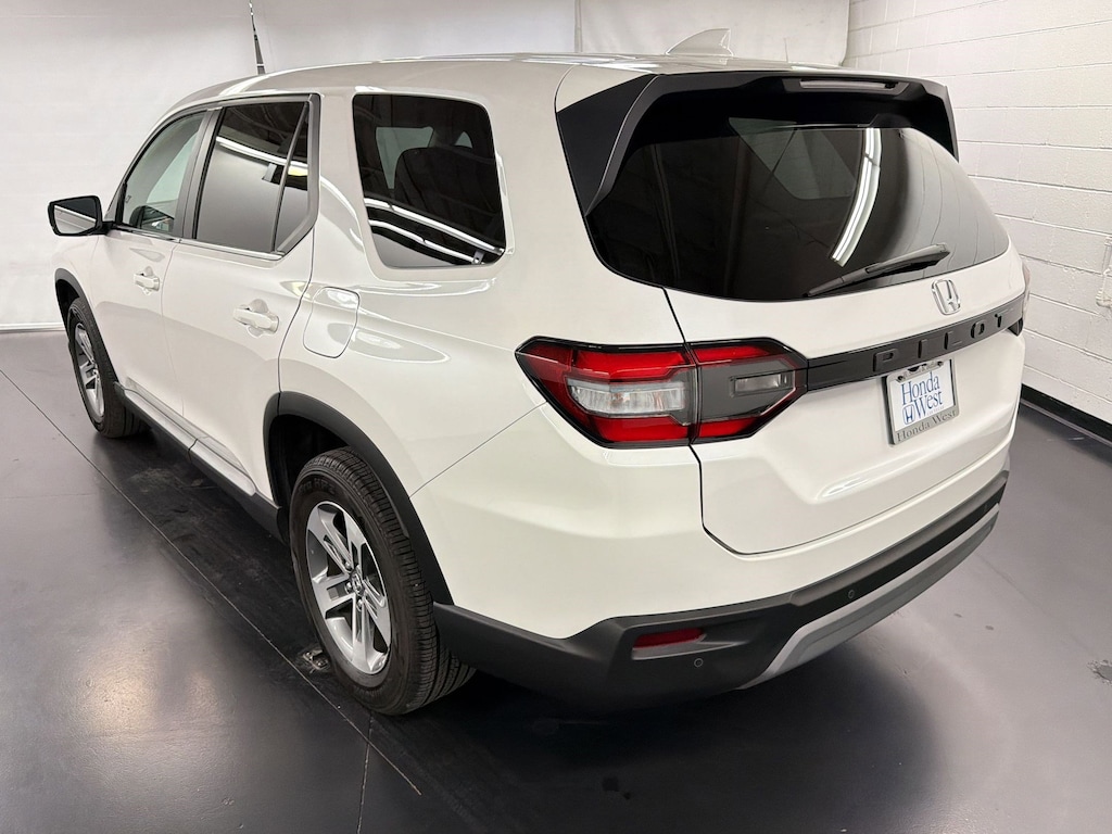 Certified 2024 Honda Pilot EX-L 7 Passenger SUV