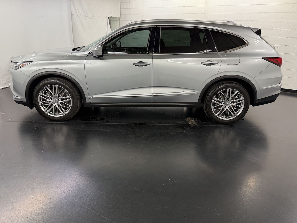 Used 2024 Acura MDX w/Advance Package SUV