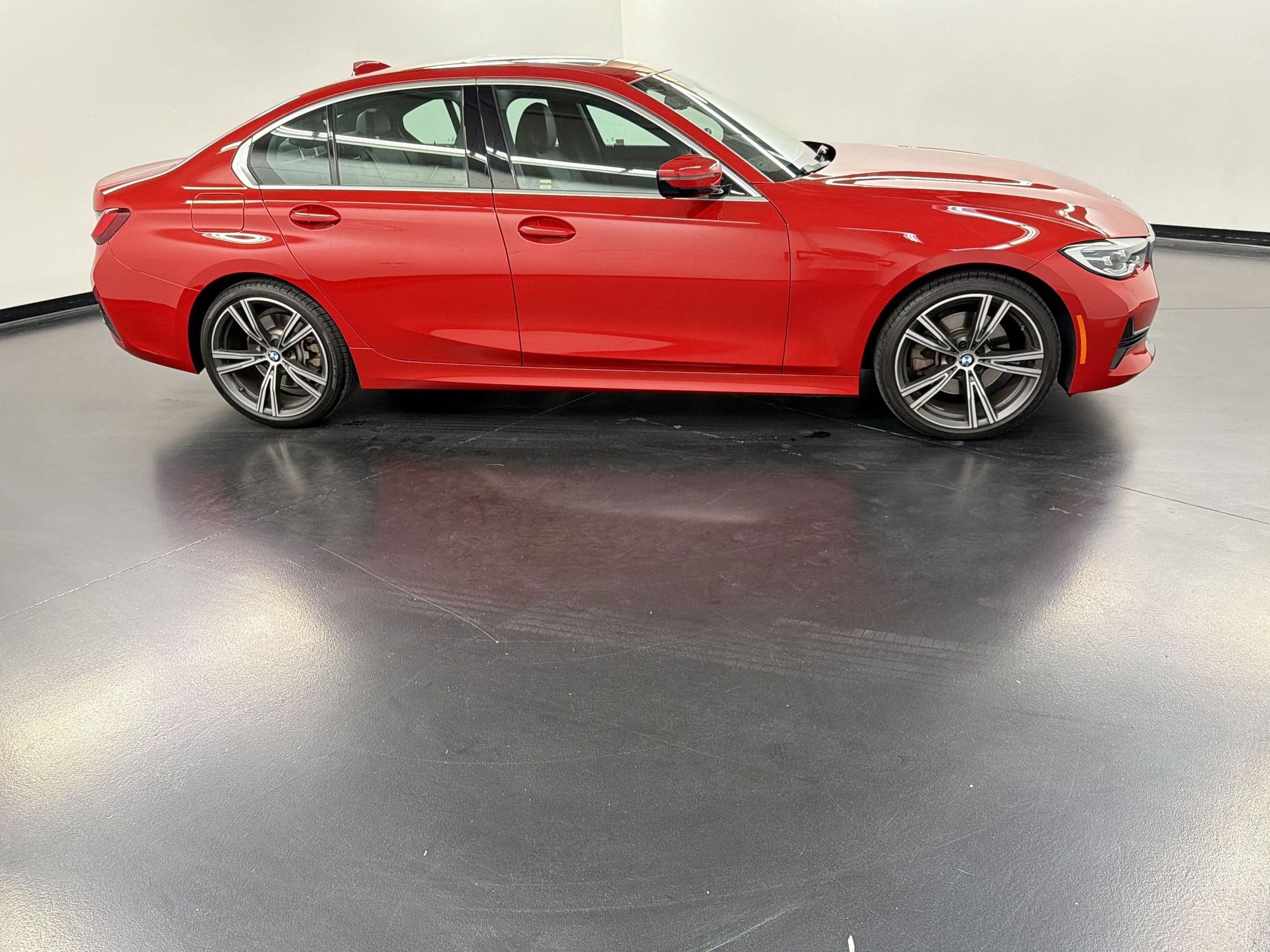 2022 BMW 330i 330i photo 3