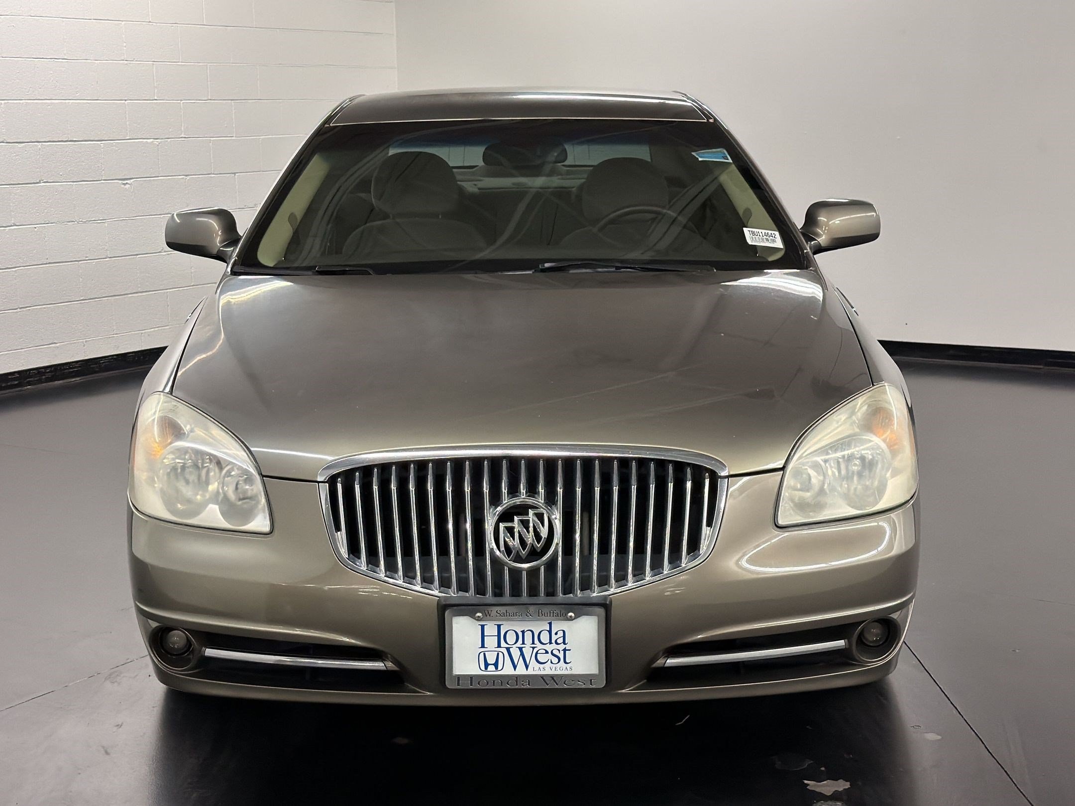 2011 Buick Lucerne CX Sedan