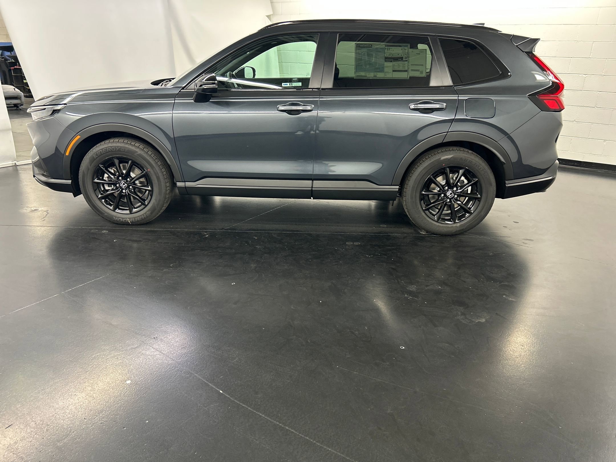 2026 Honda CR-V Hybrid Sport-L photo 2