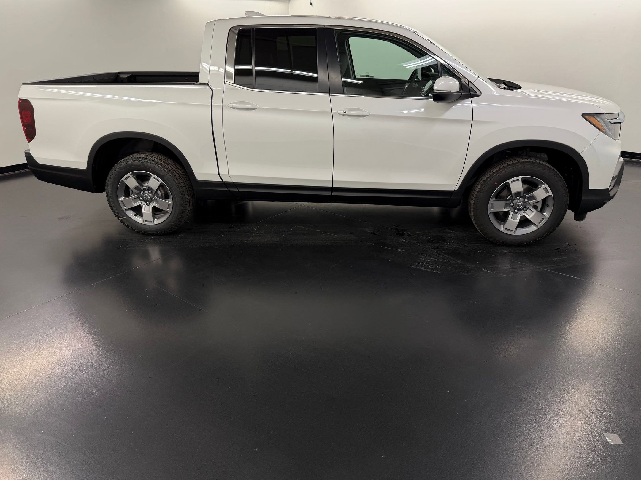2026 Honda Ridgeline RTL - Photo 8