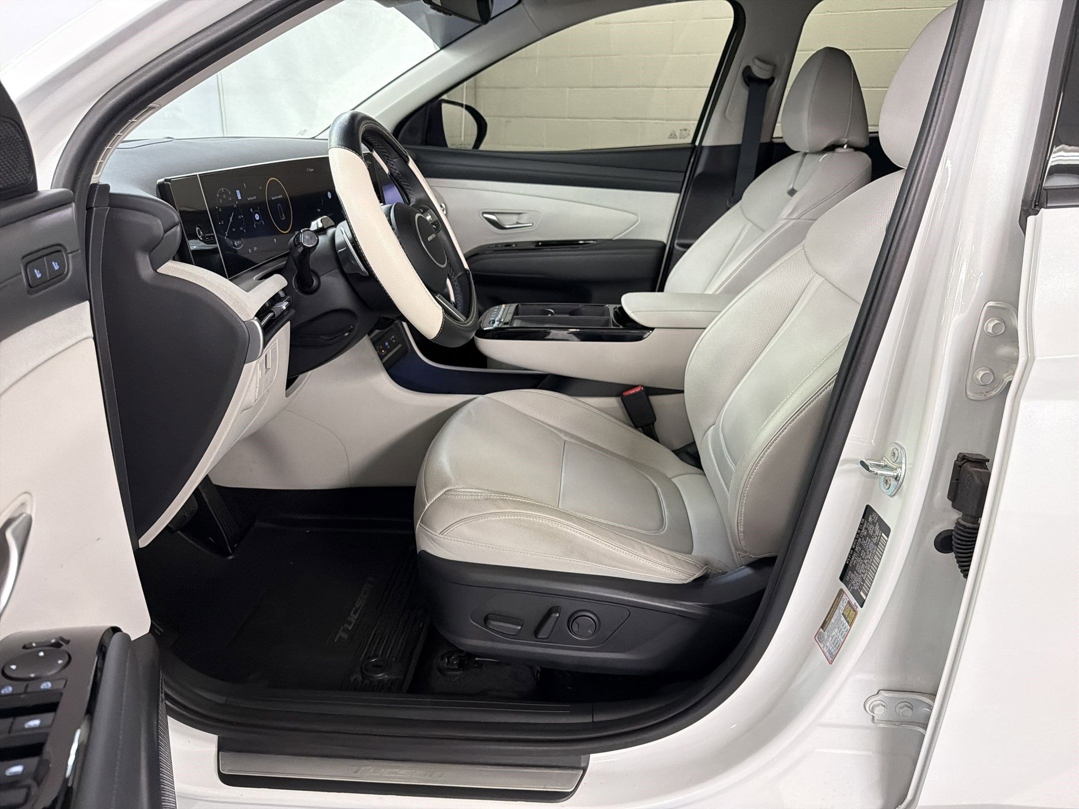 2025 Hyundai Tucson Limited photo 4