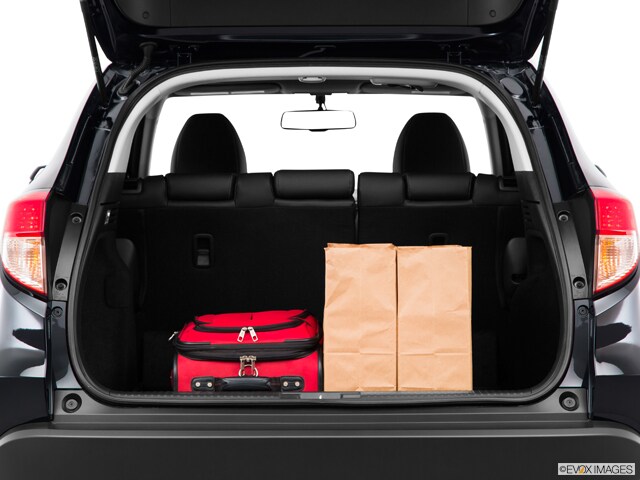 2017_Honda_HR-V-trunk cargo.jpg