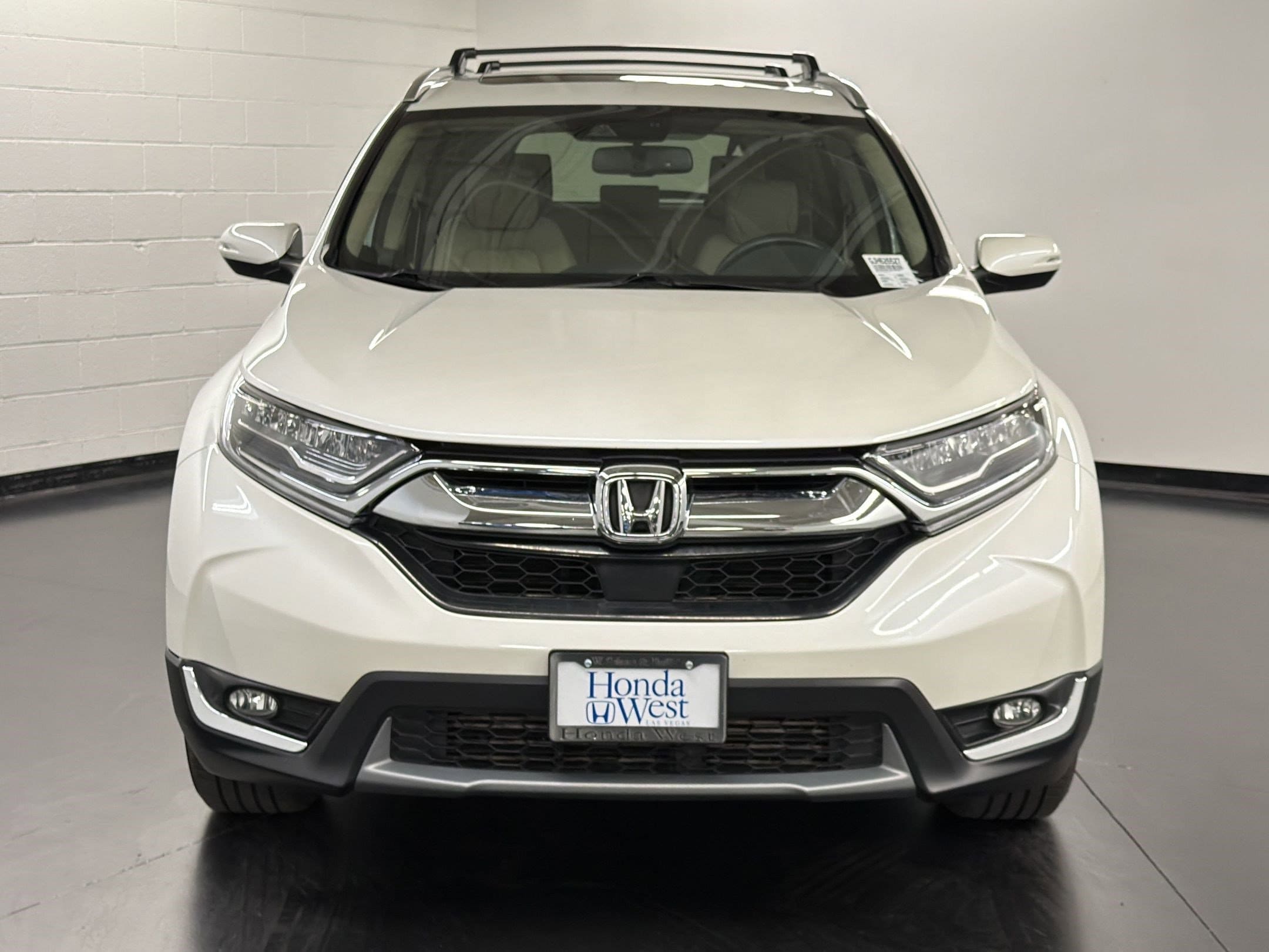 2018 Honda CR-V Touring photo 5