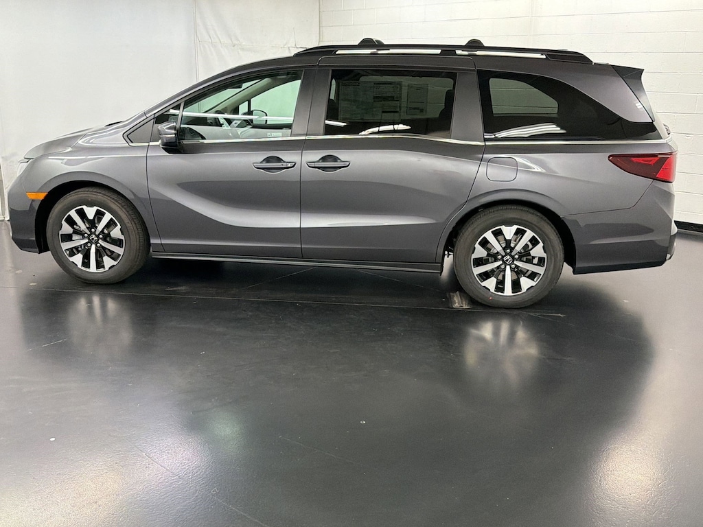 New 2026 Honda Odyssey EX-L Van Passenger