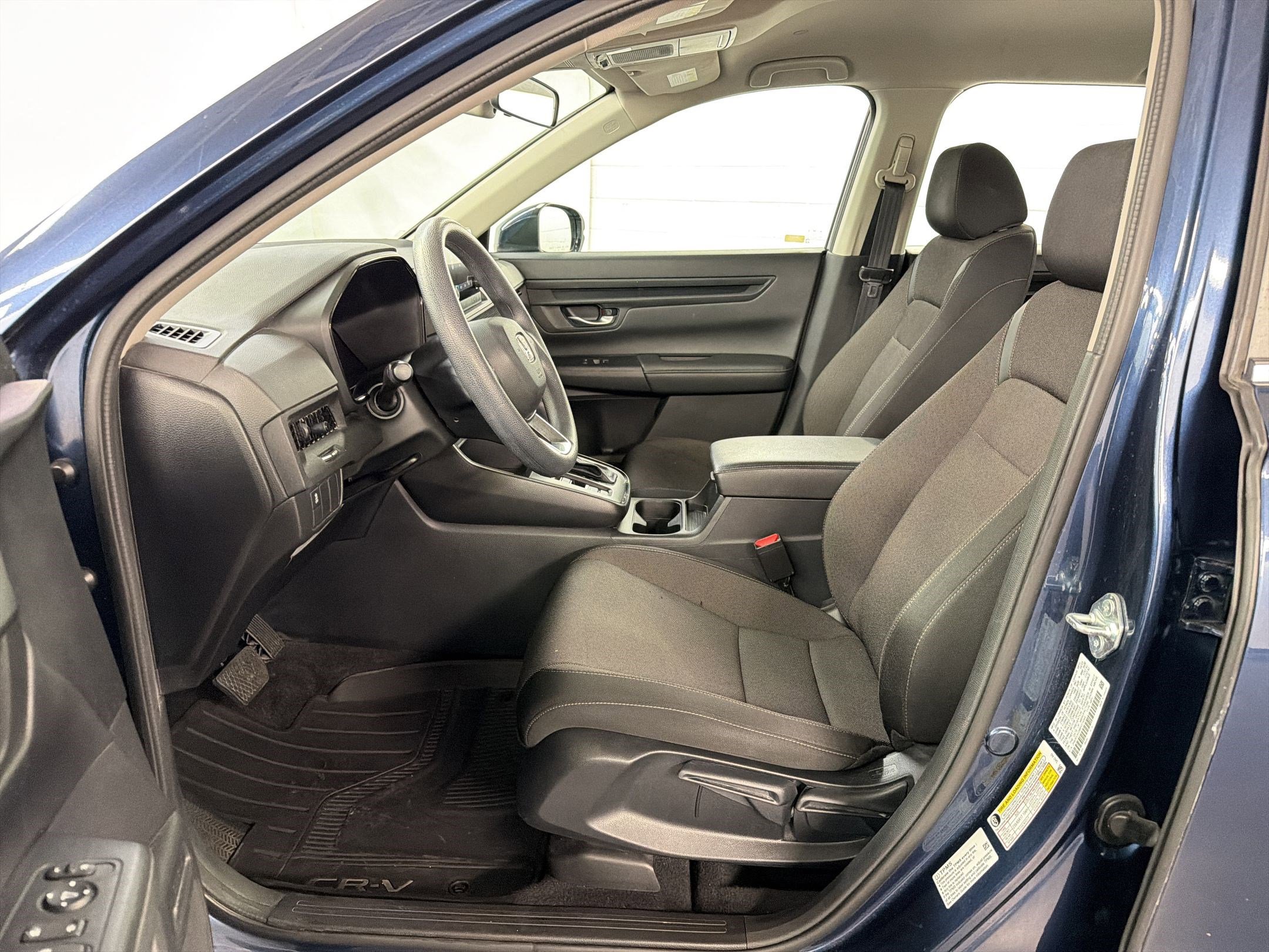 2024 Honda CR-V LX photo 4