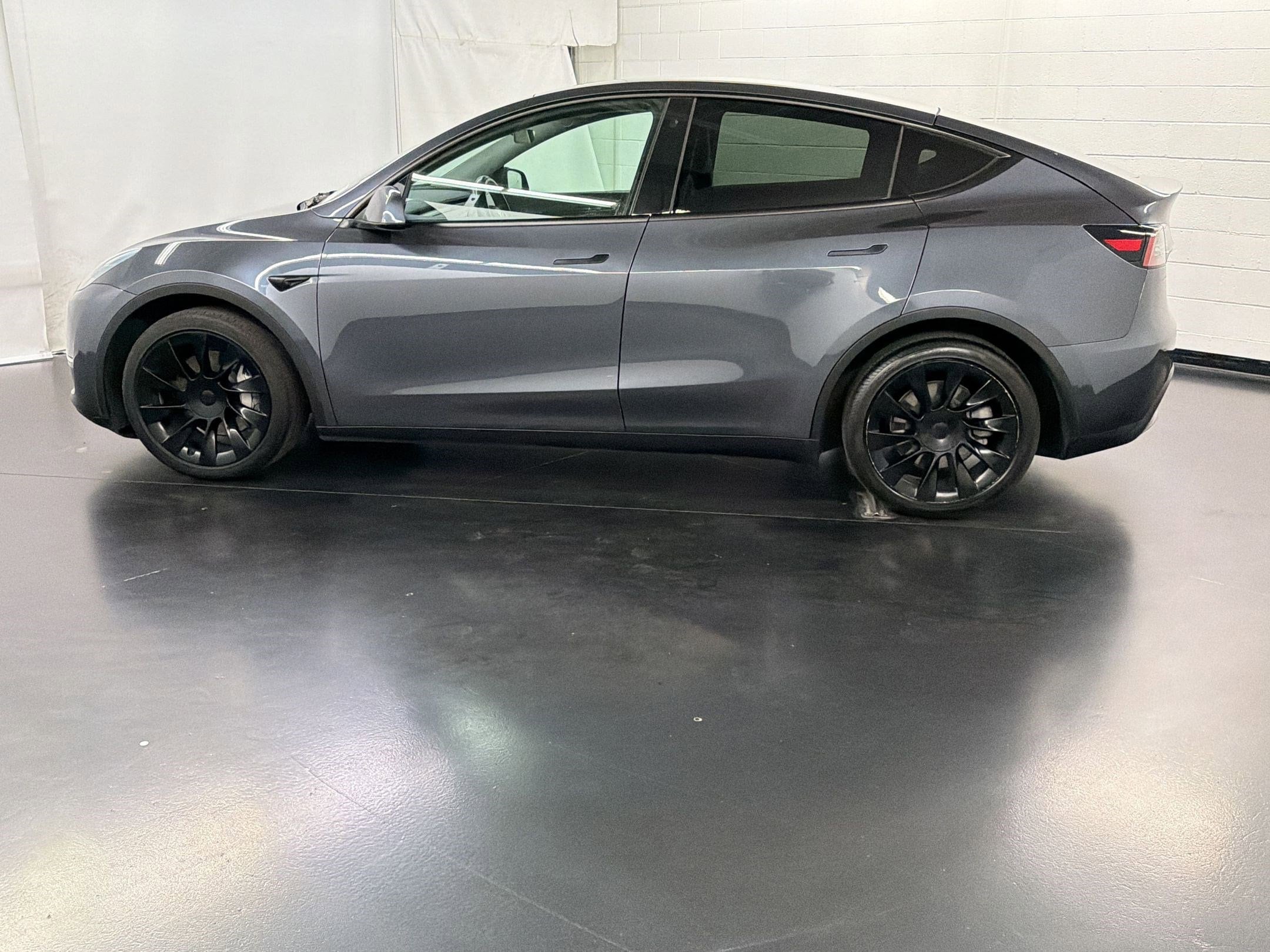 Used 2021 Tesla Model Y Long Range with VIN 5YJYGDEEXMF222773 for sale in Las Vegas, NV