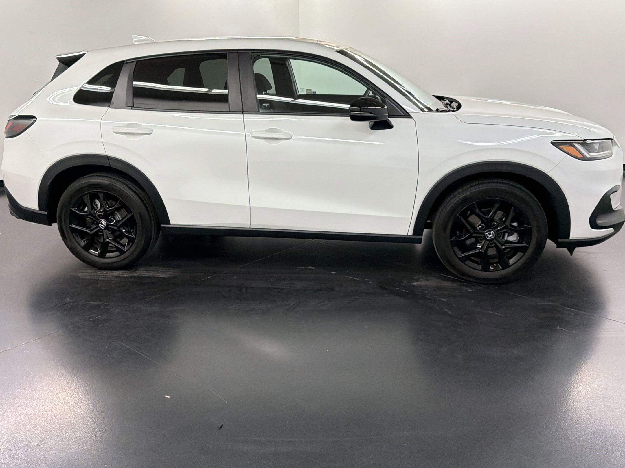 2024 Honda HR-V Sport photo 3