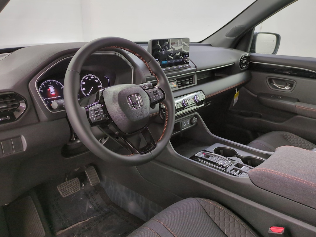 New 2025 Honda Pilot Sport SUV