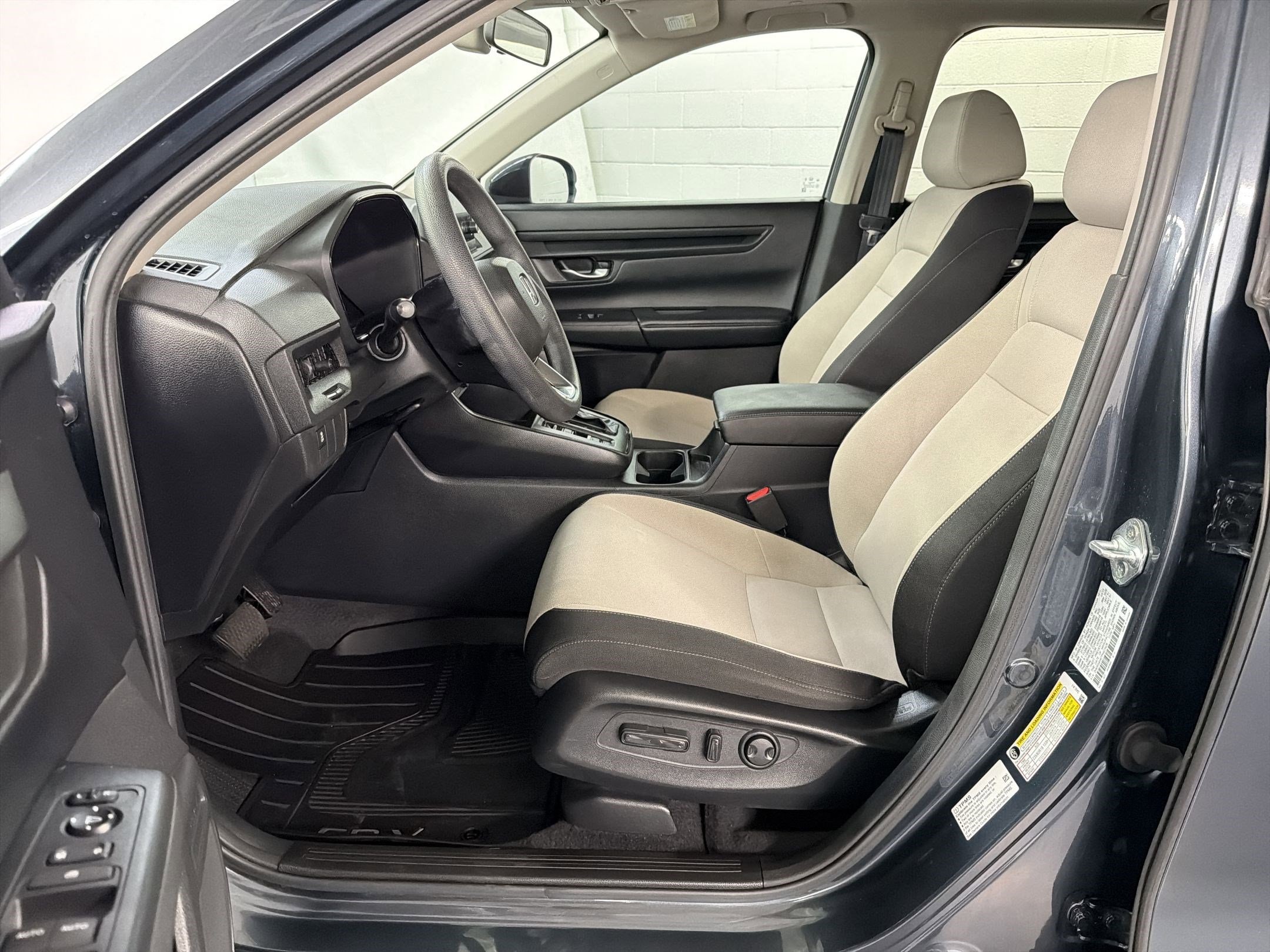 2023 Honda CR-V EX photo 4