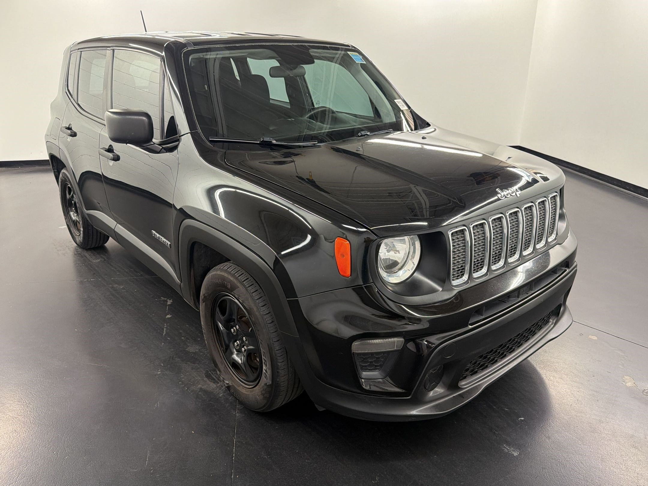 Renegade Sport SUV