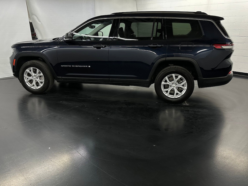 Used 2023 Jeep Grand Cherokee Limited SUV