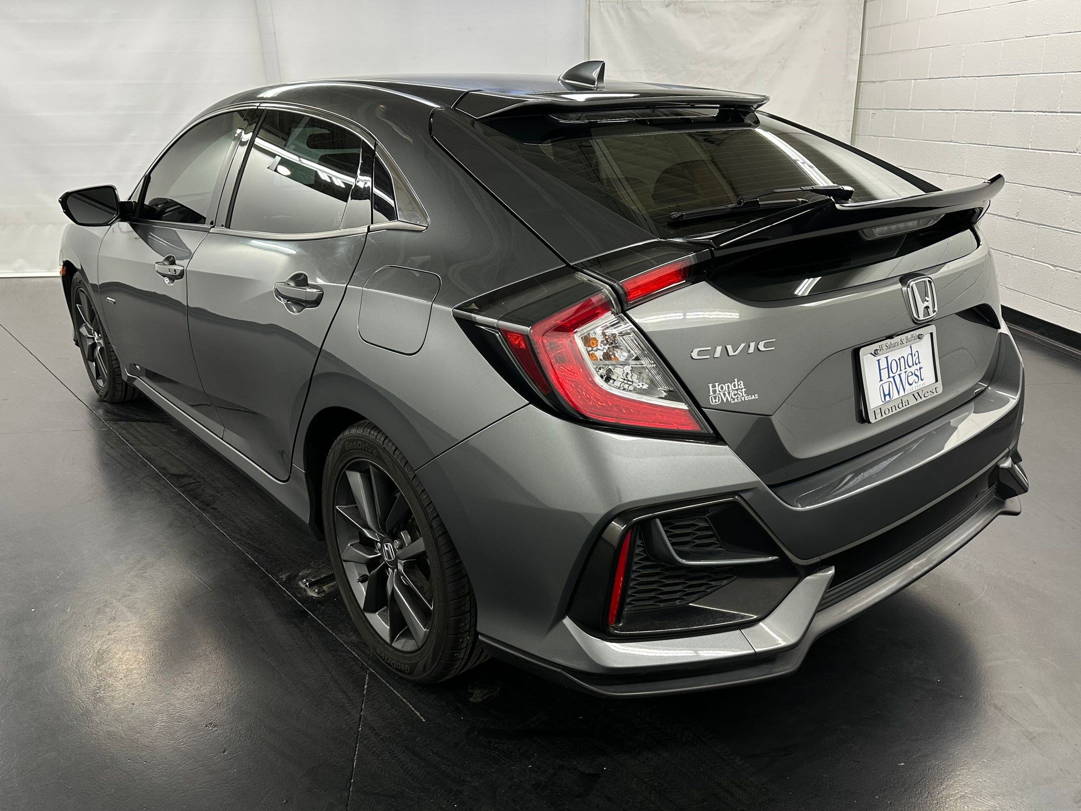 2020 Honda Civic EX Hatchback photo 3