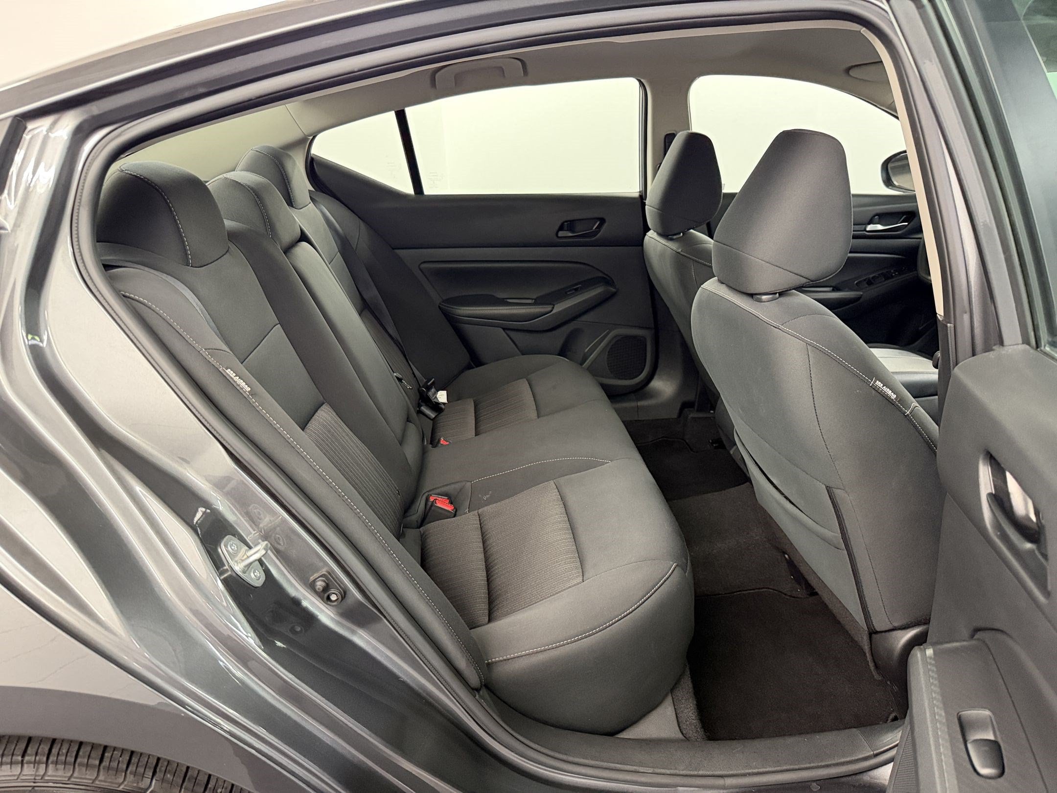 2025 Nissan Altima SV - Photo 29
