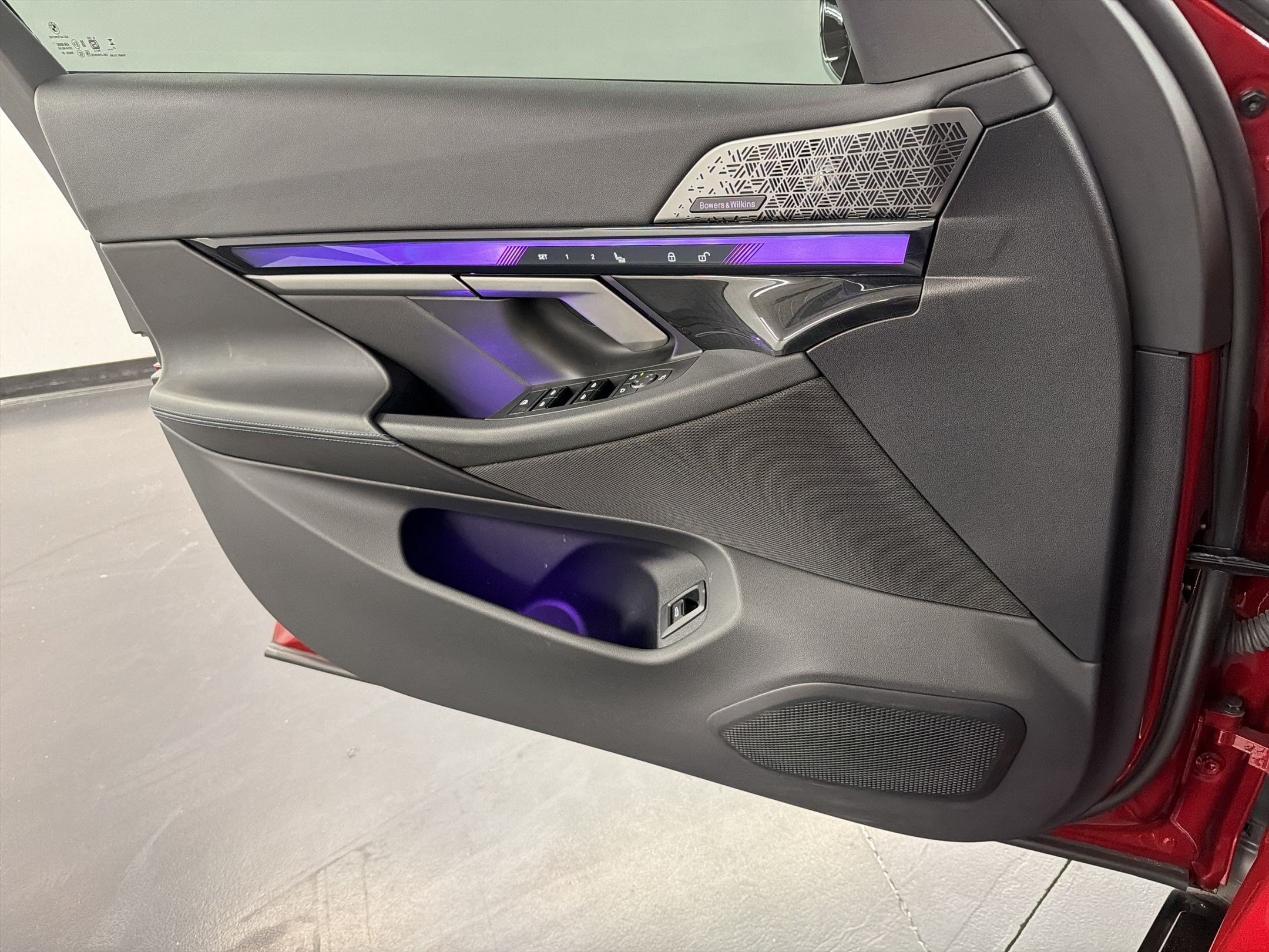 2025 BMW 5 Series 540i - Photo 21