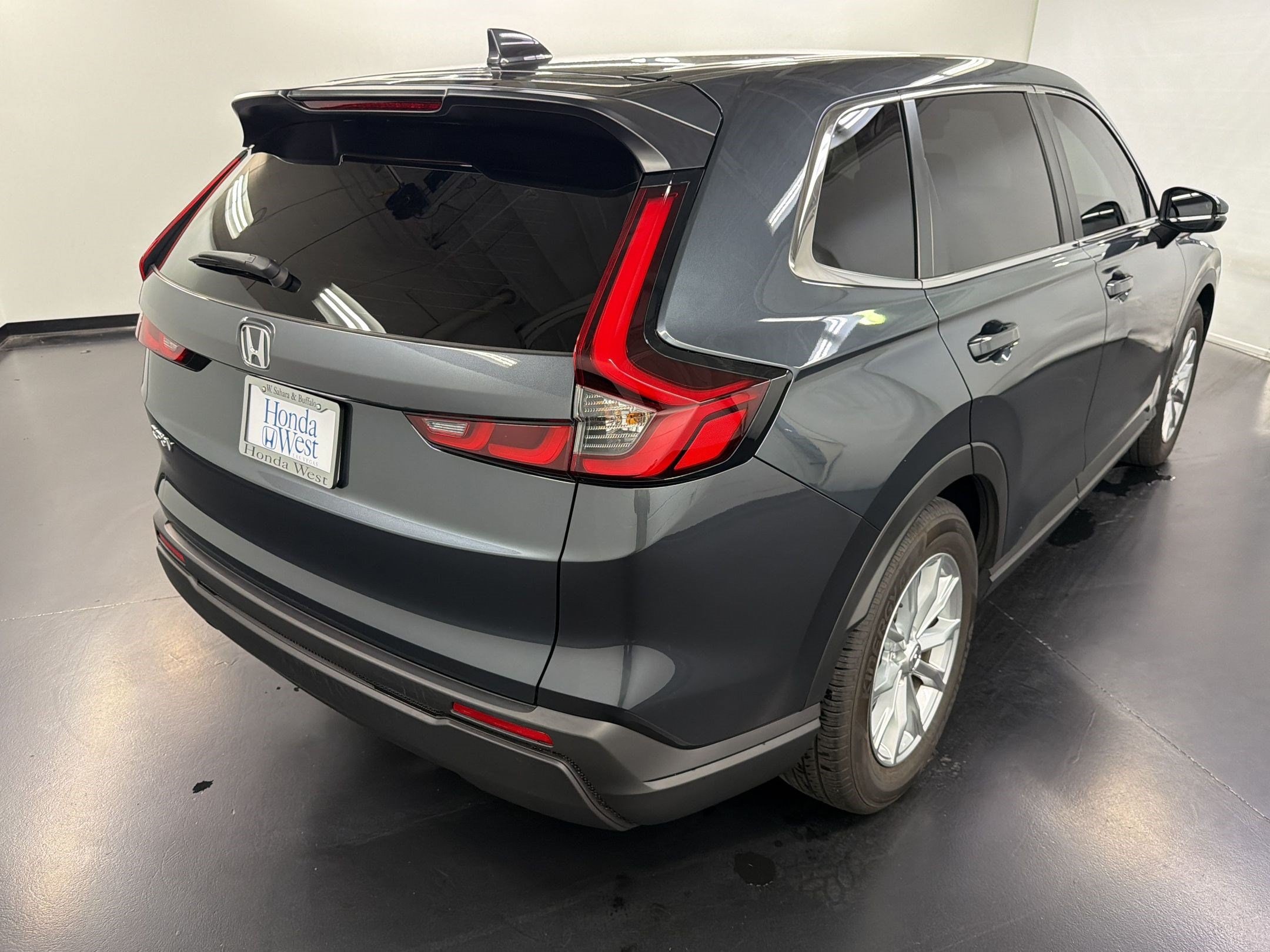 2025 Honda CR-V EX - Photo 9