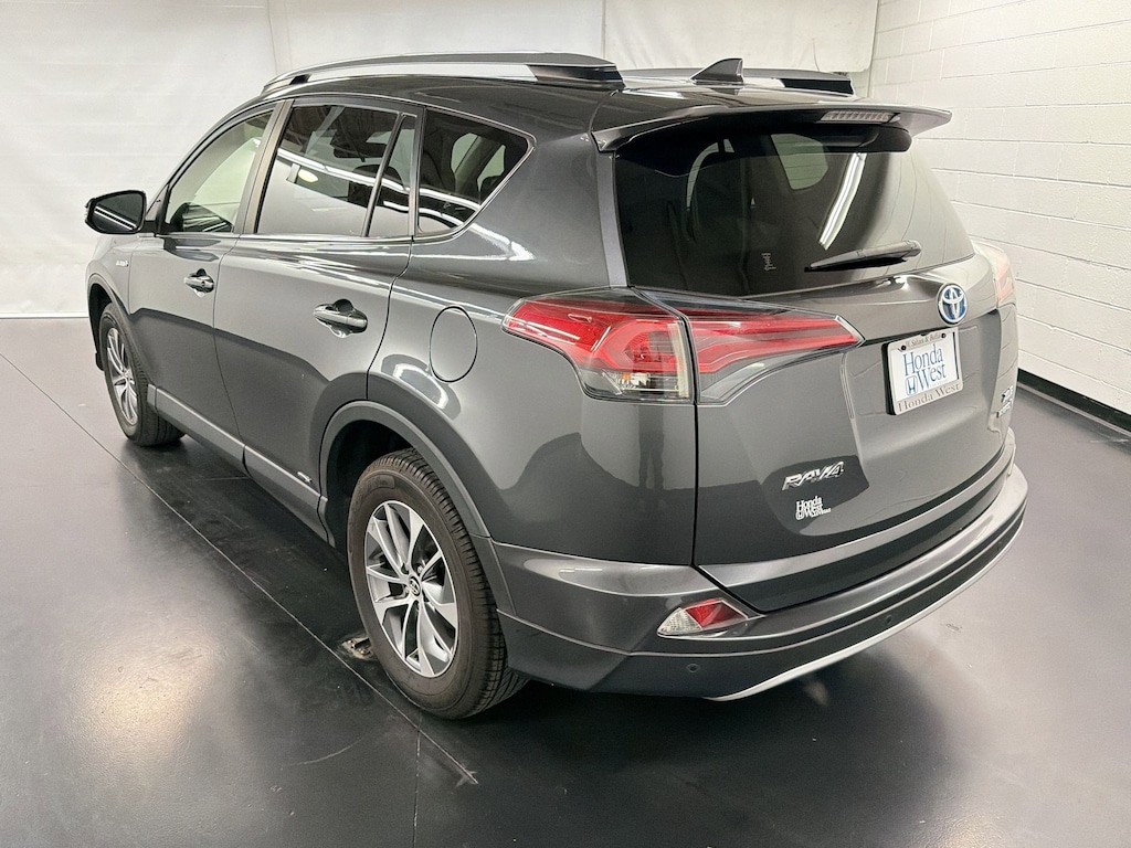Used 2017 Toyota RAV4 Hybrid XLE SUV