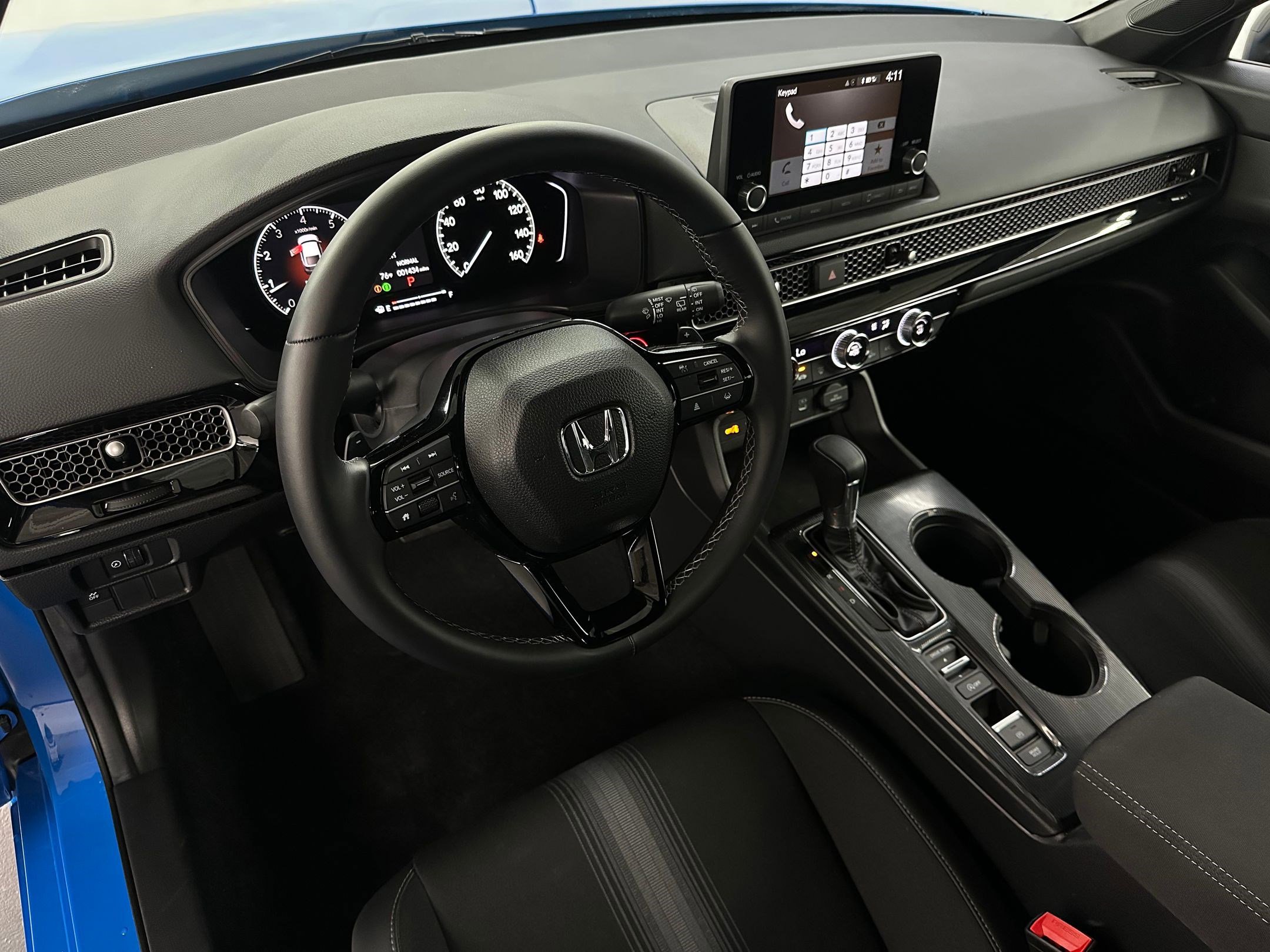 2025 Honda Civic Sport Hatchback photo 4