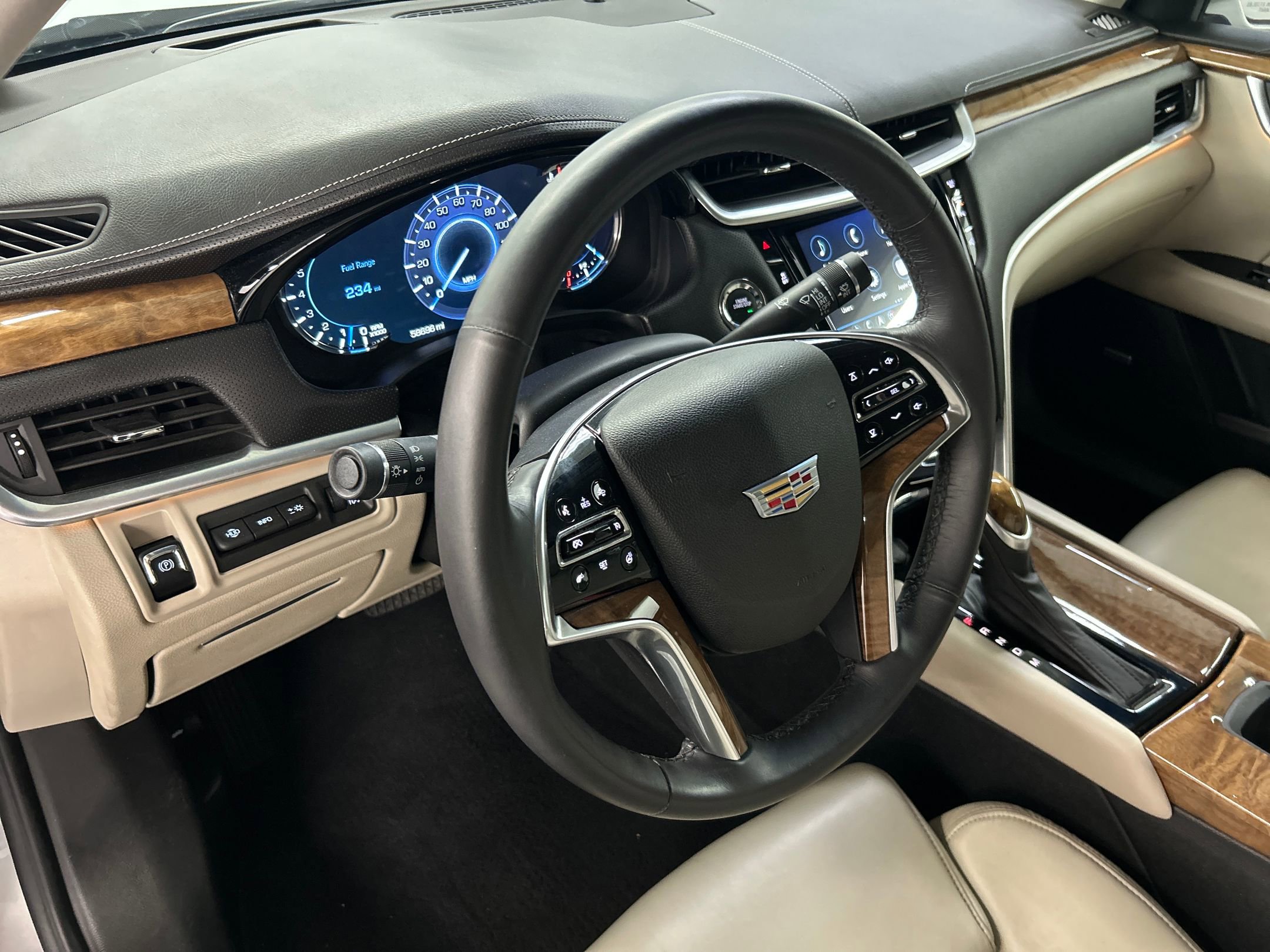 2018 Cadillac XTS Premium Luxury photo 4