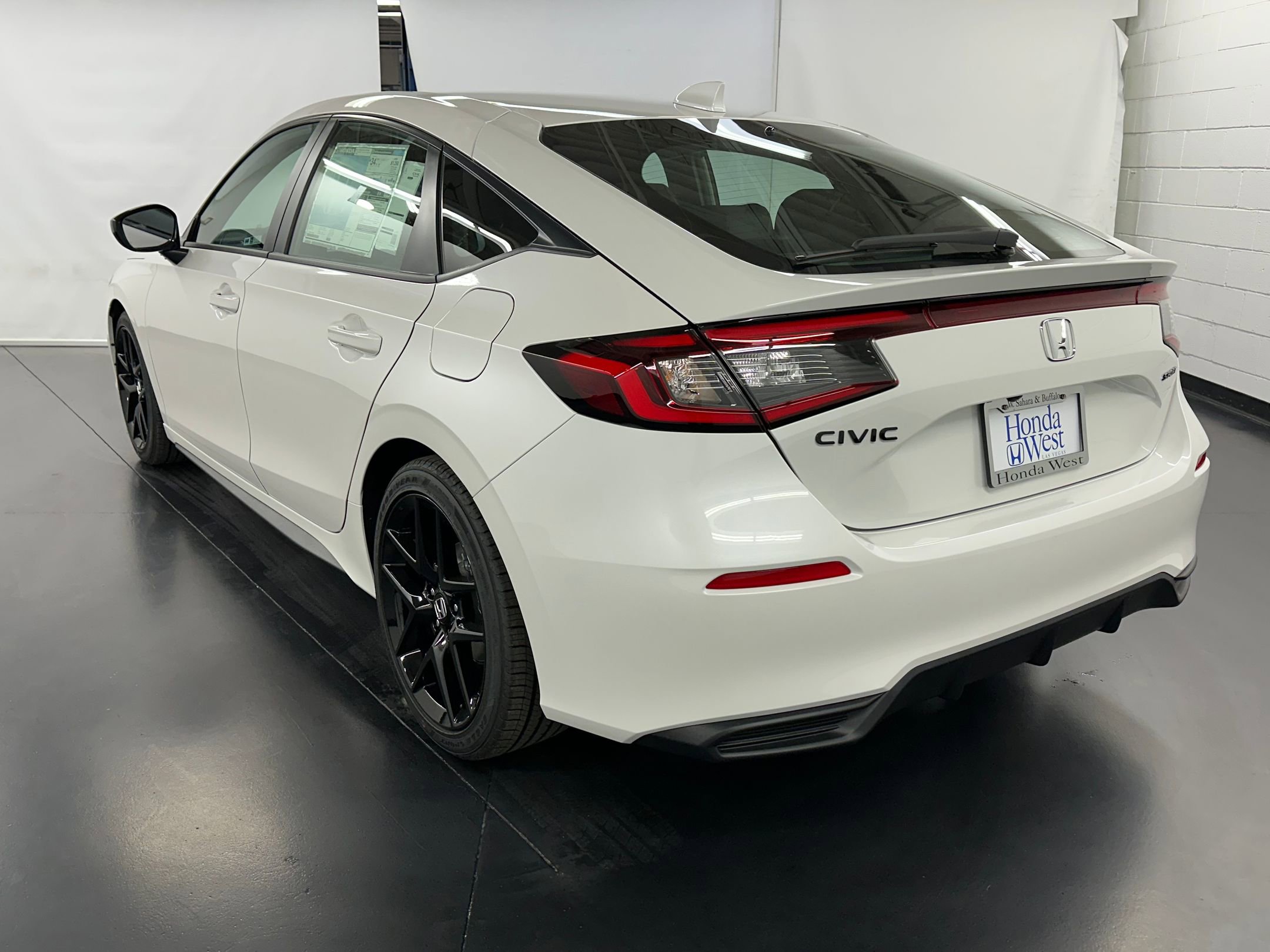 2026 Honda Civic Sport Hatchback photo 3