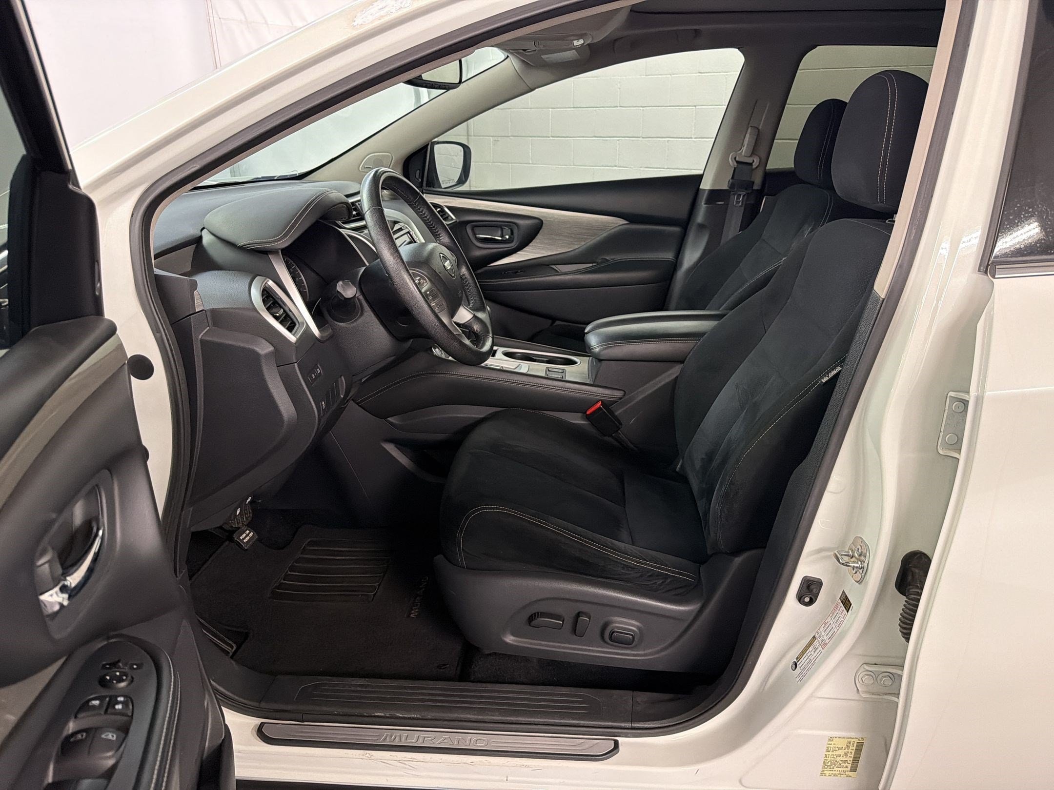 Murano SV SUV