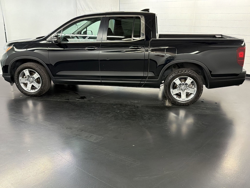Used 2025 Honda Ridgeline RTL Truck Crew Cab