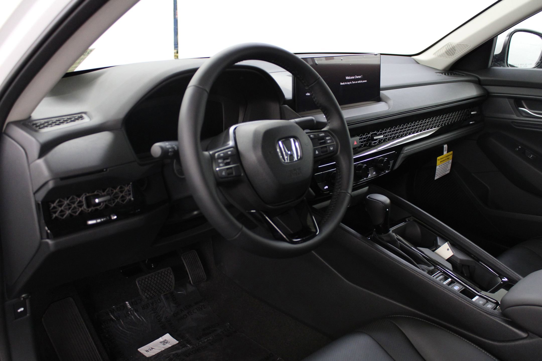 2025 Honda Accord Hybrid EX-L photo 4