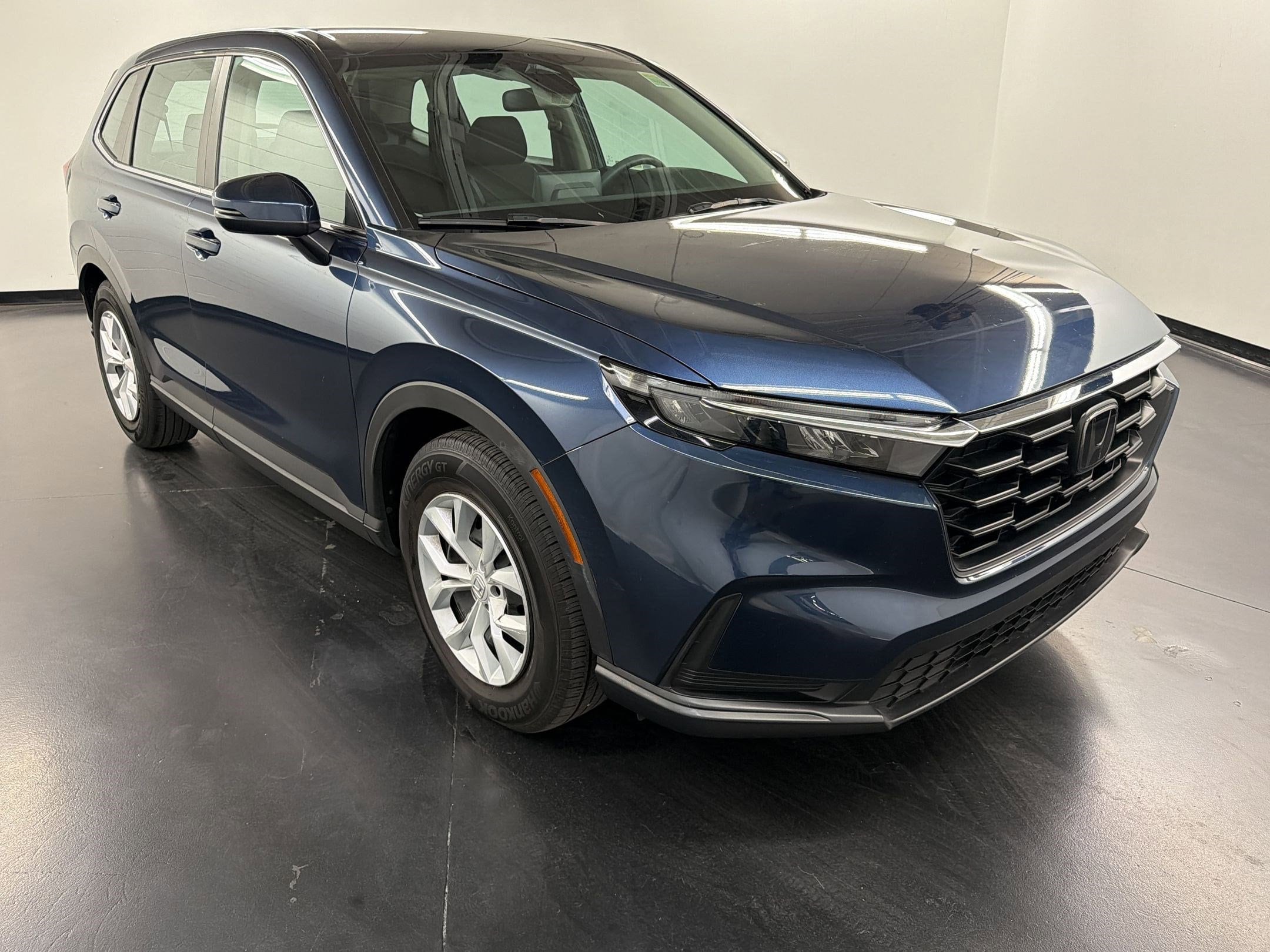 2024 Honda CR-V LX photo 6