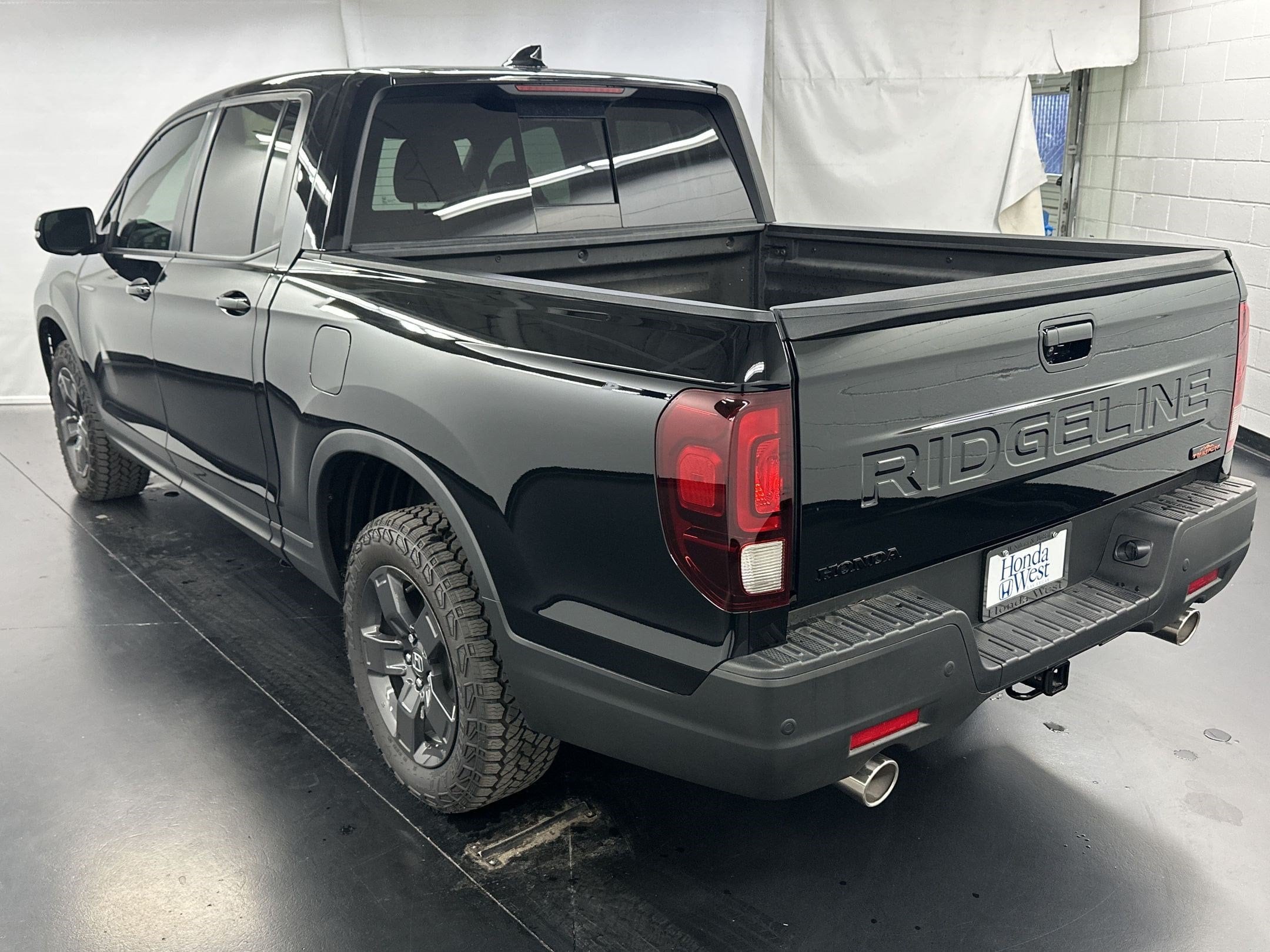 2026 Honda Ridgeline TrailSport - Photo 3