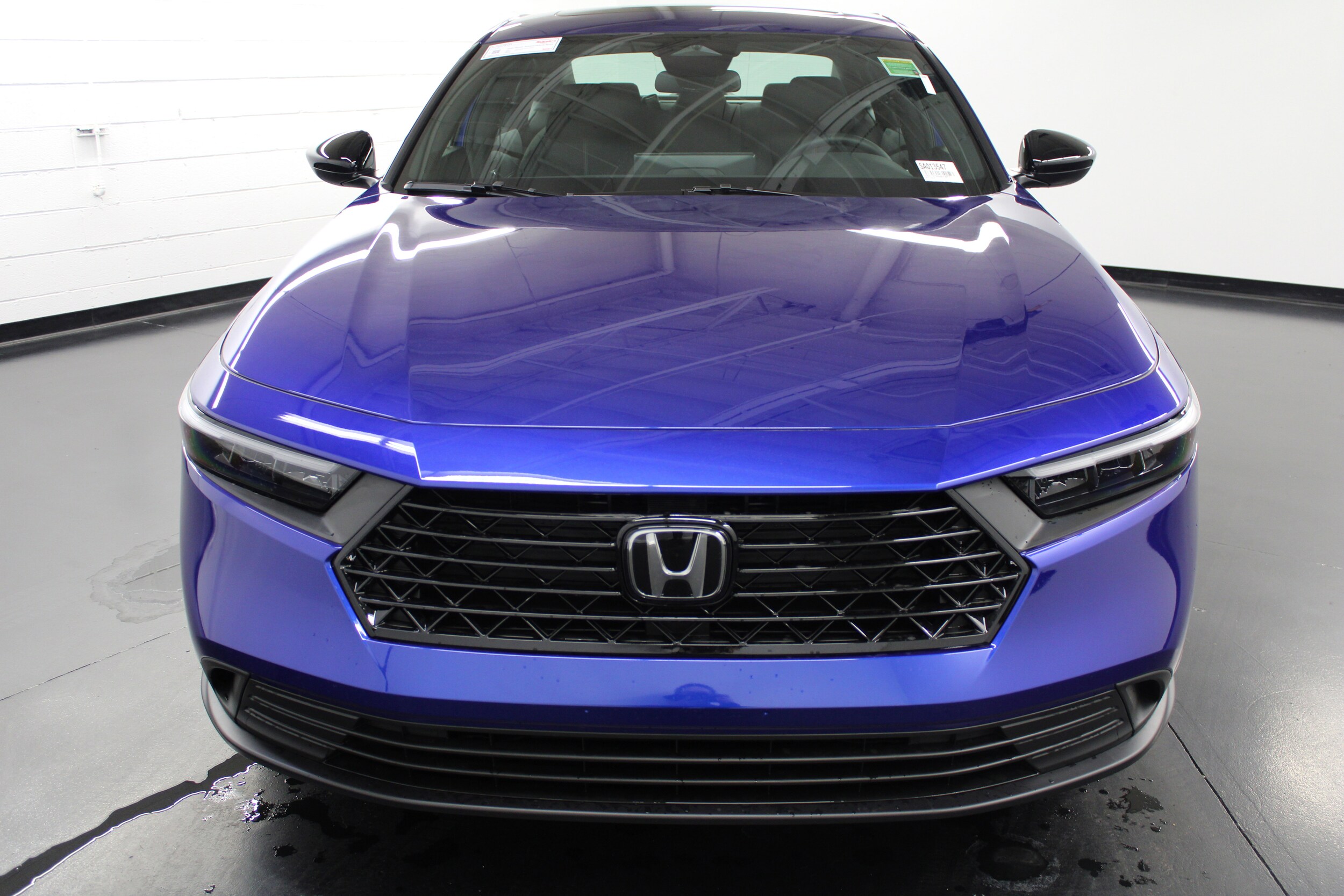 2025 Honda Accord Hybrid Sport photo 2