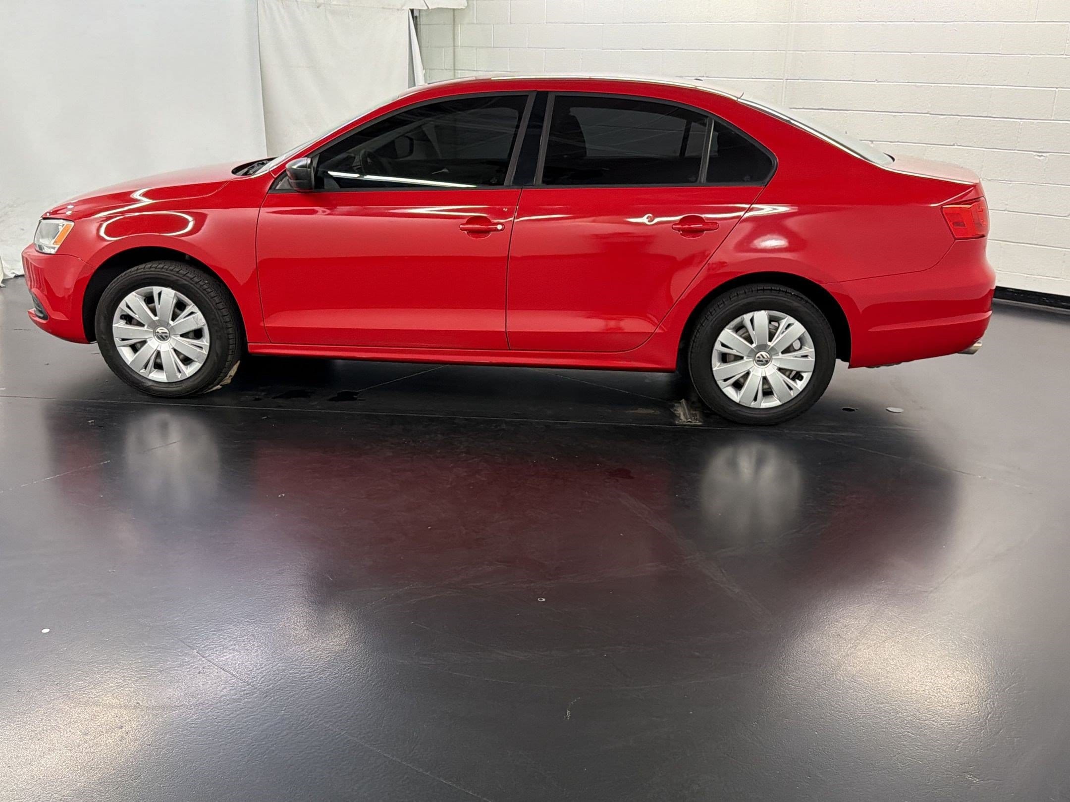 3VW2K7AJXCM353301