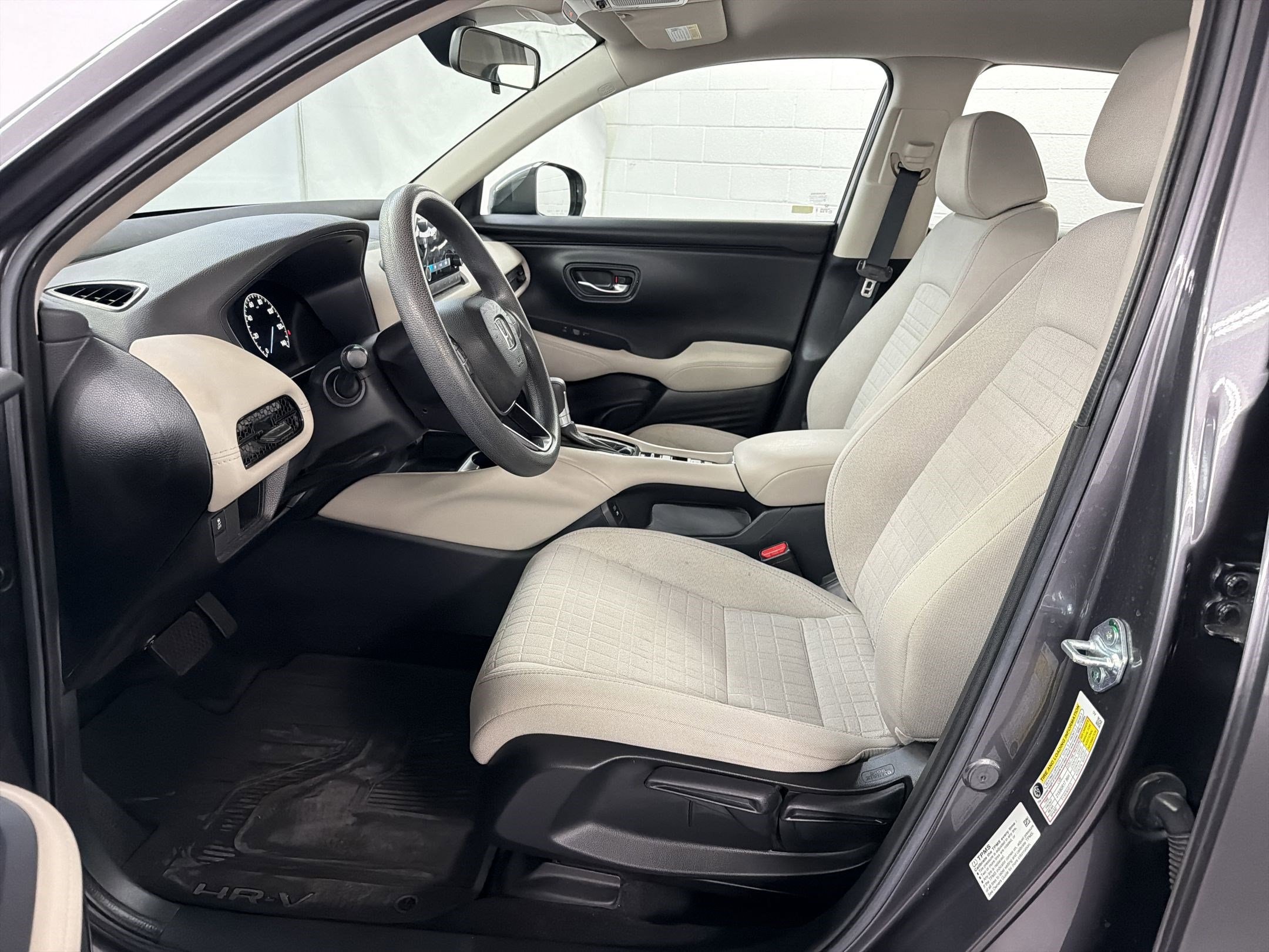 2024 Honda HR-V LX photo 4