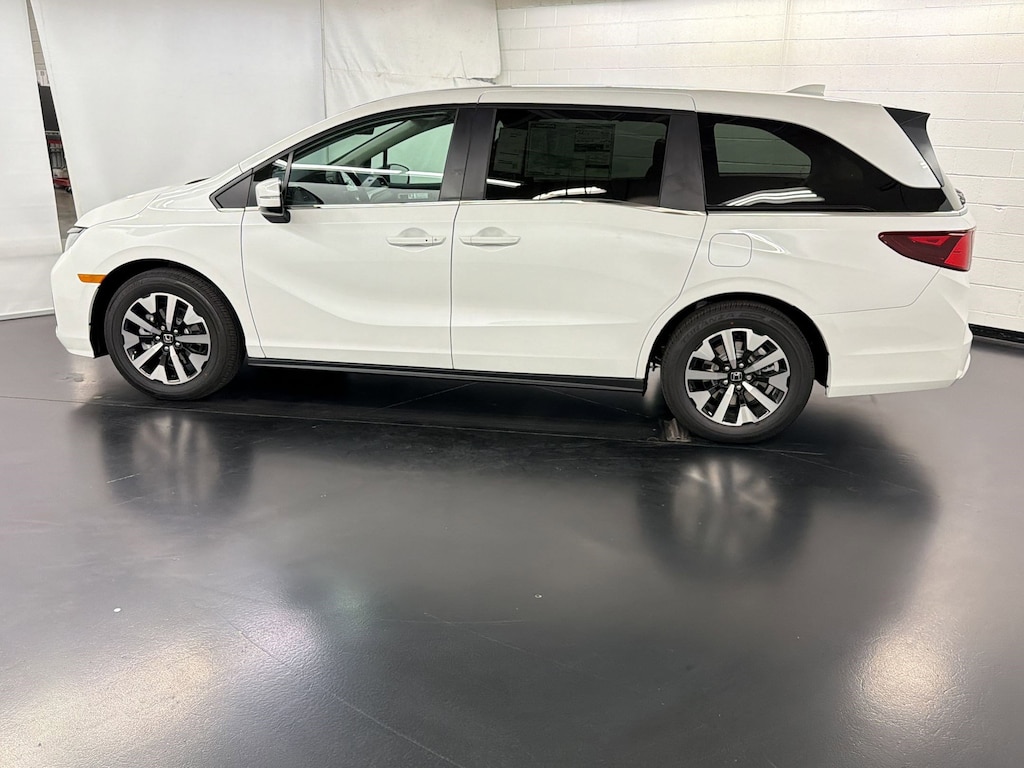 New 2026 Honda Odyssey EX-L Van Passenger